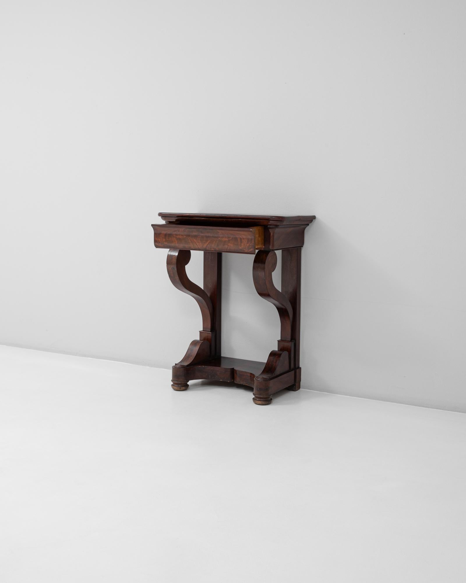 Mesa Consola de Madera de Restauración Francesa del Siglo XIX en Pátina Original en venta 1