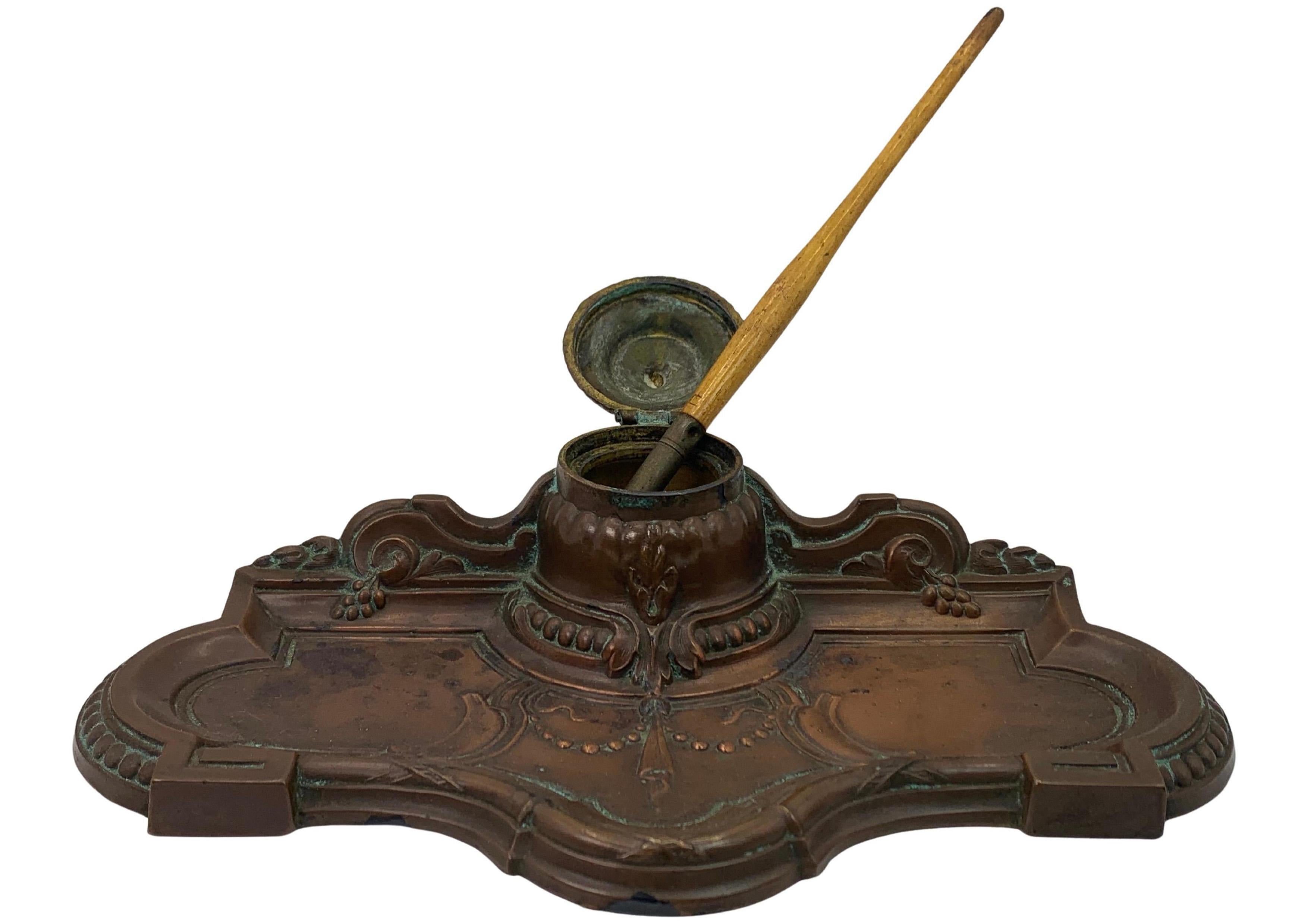 French Belle Epoque Bronze Desk Tidy with Pen Rest, Art Nouveau Design