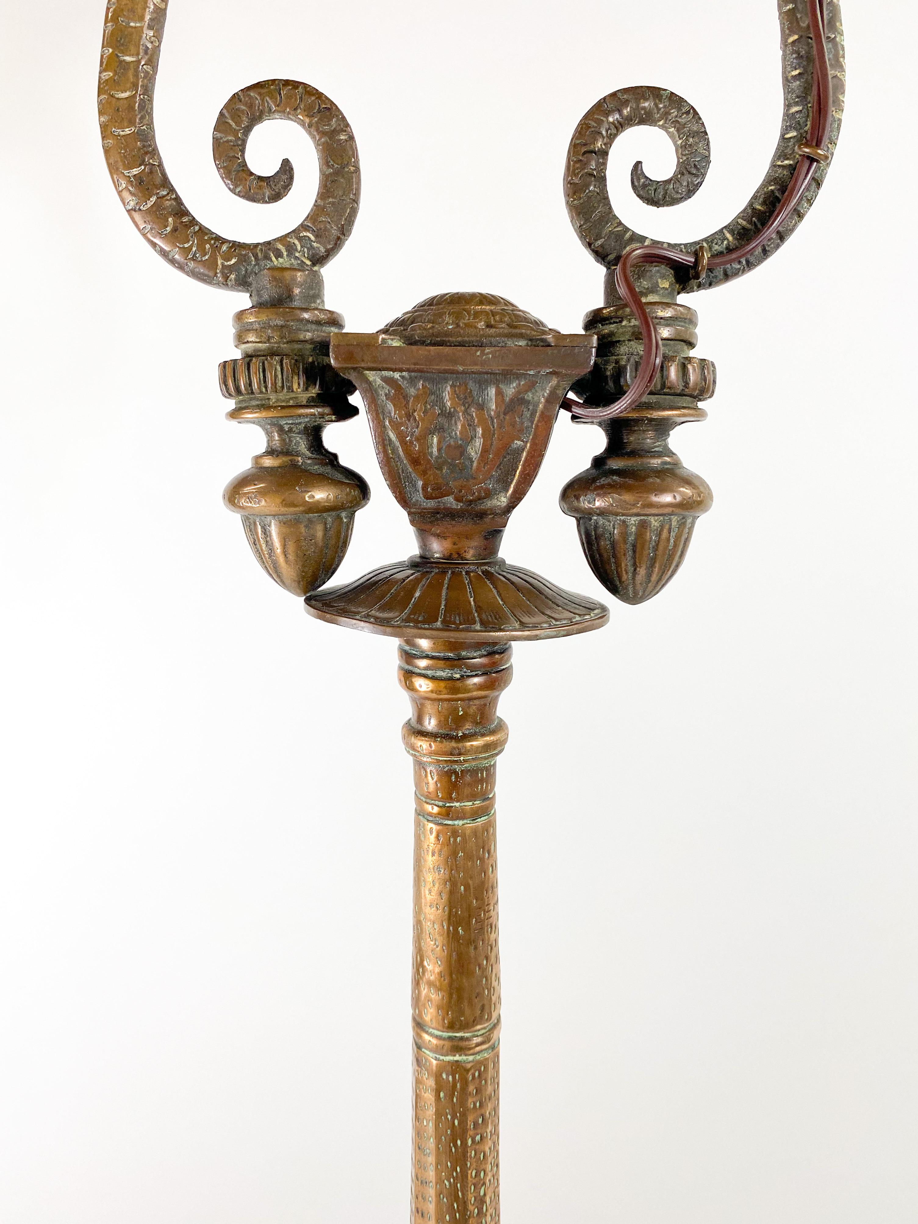 19th Century French Rococo Revival Style Bronze Patinated Dragons Floor Lamp For Sale 4