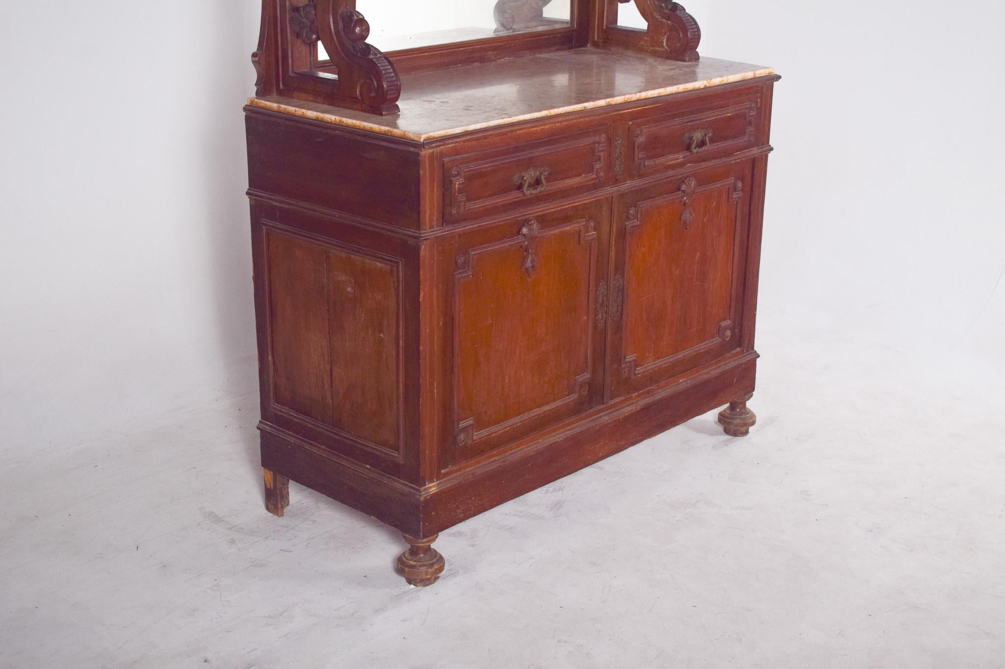 XIXe siècle Cabinet à deux corps romantique français du 19e siècle en vente