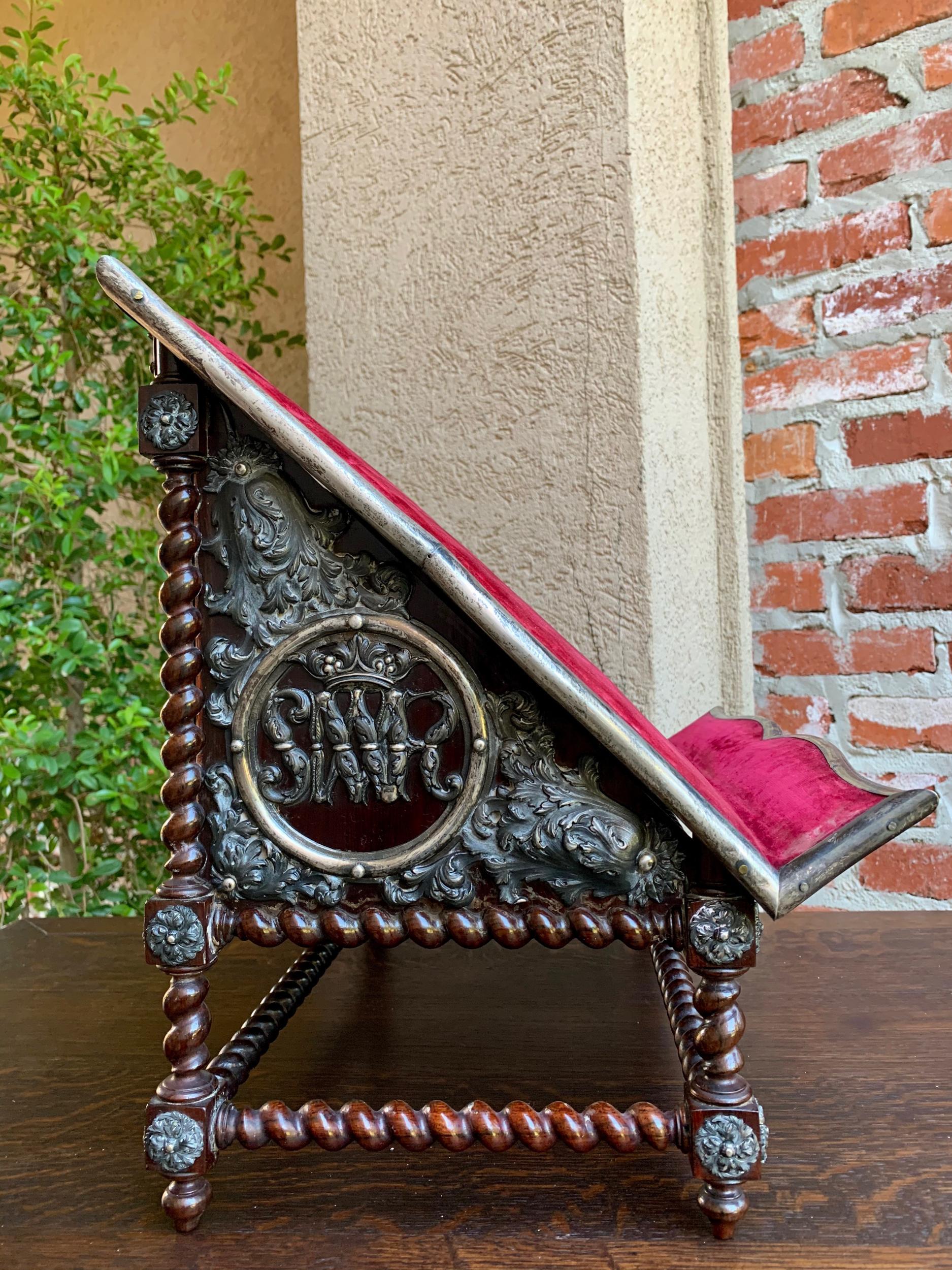 19th century French rosewood bible book stand silver catholic sacred heart

~ Direct from France
~ Beautiful 19th century French Bible stand, with intriguing features and superb details!
~ Lovely rosewood with barley twist legs, full double