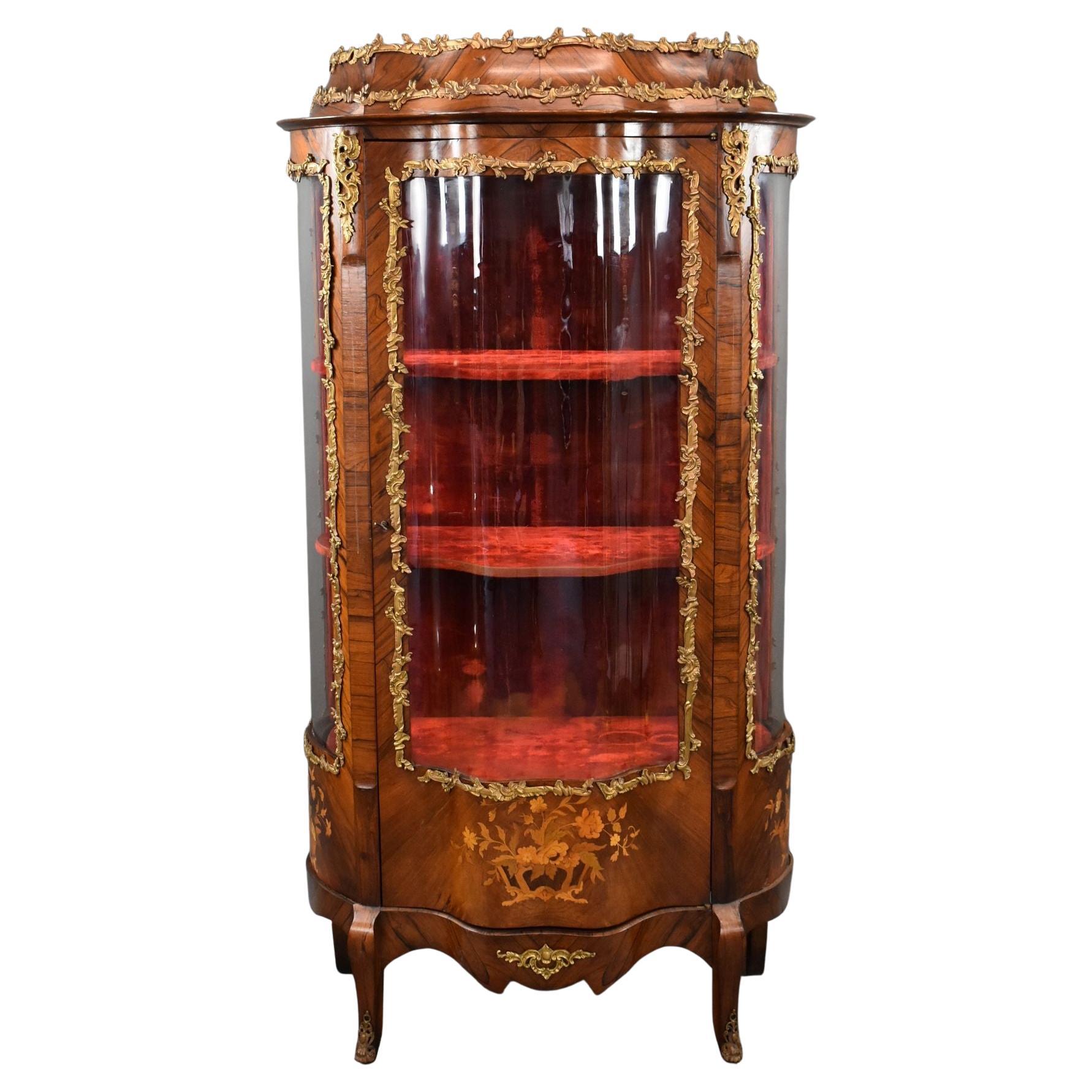 19th Century French Rosewood & Marquetry Serpentine Vitrine For Sale