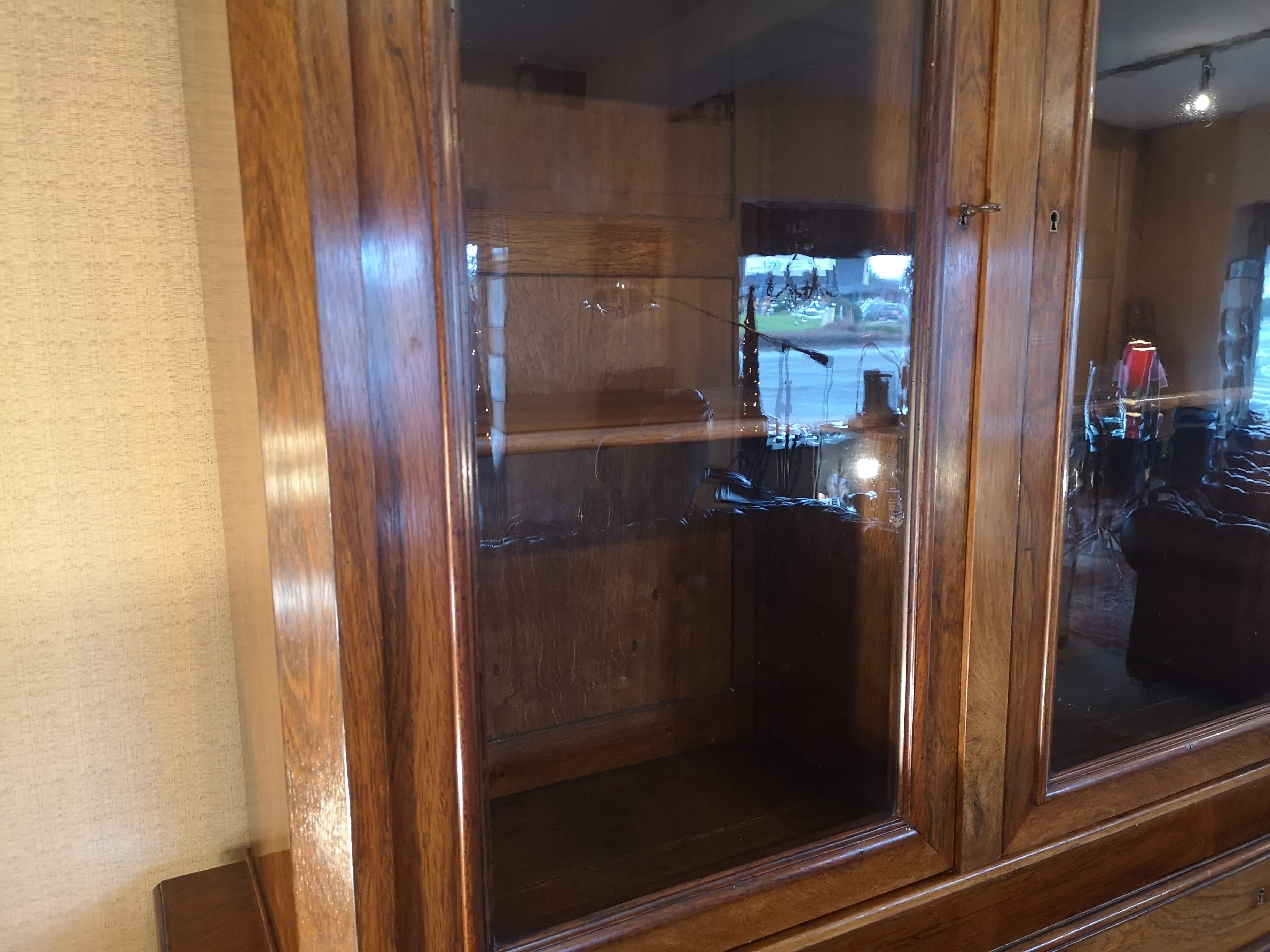 19th Century French Rosewood three doors bookcase For Sale 4