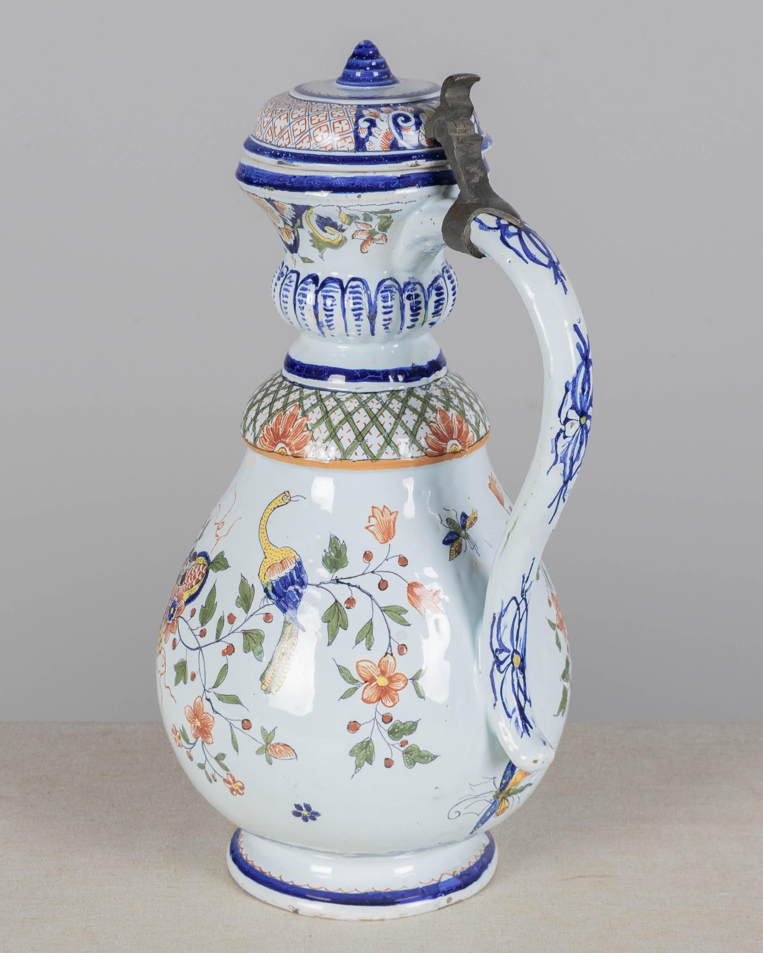 Pichet en faïence de Rouen du 19e siècle en vente 1