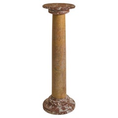 Socle en marbre rouge et ocre du XIXe siècle (France)