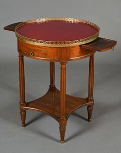Table d'appoint ronde française du 19ème siècle en bois plaqué style Louise XVI