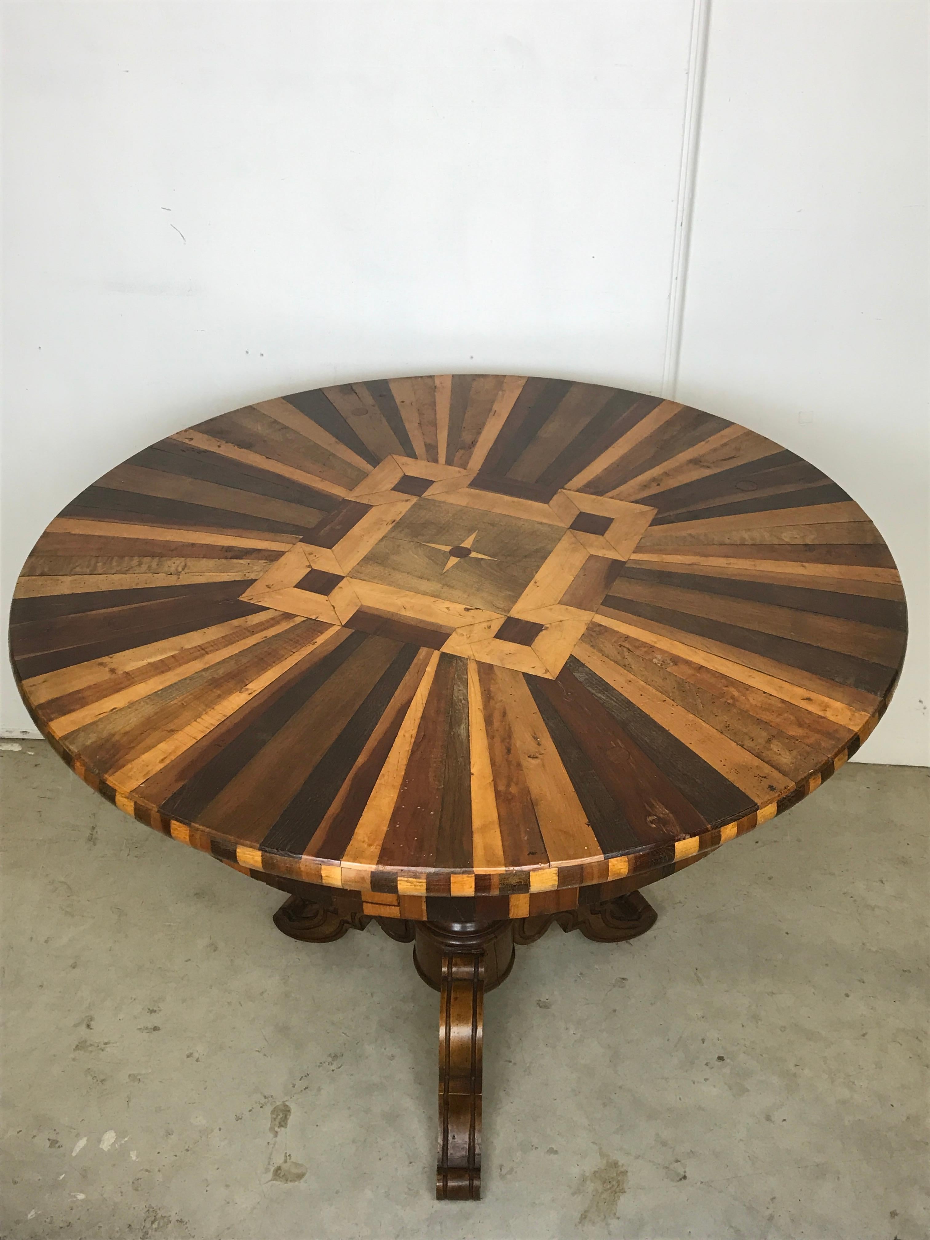 19th Century French Round Table In Good Condition For Sale In Chulmleigh, Devon
