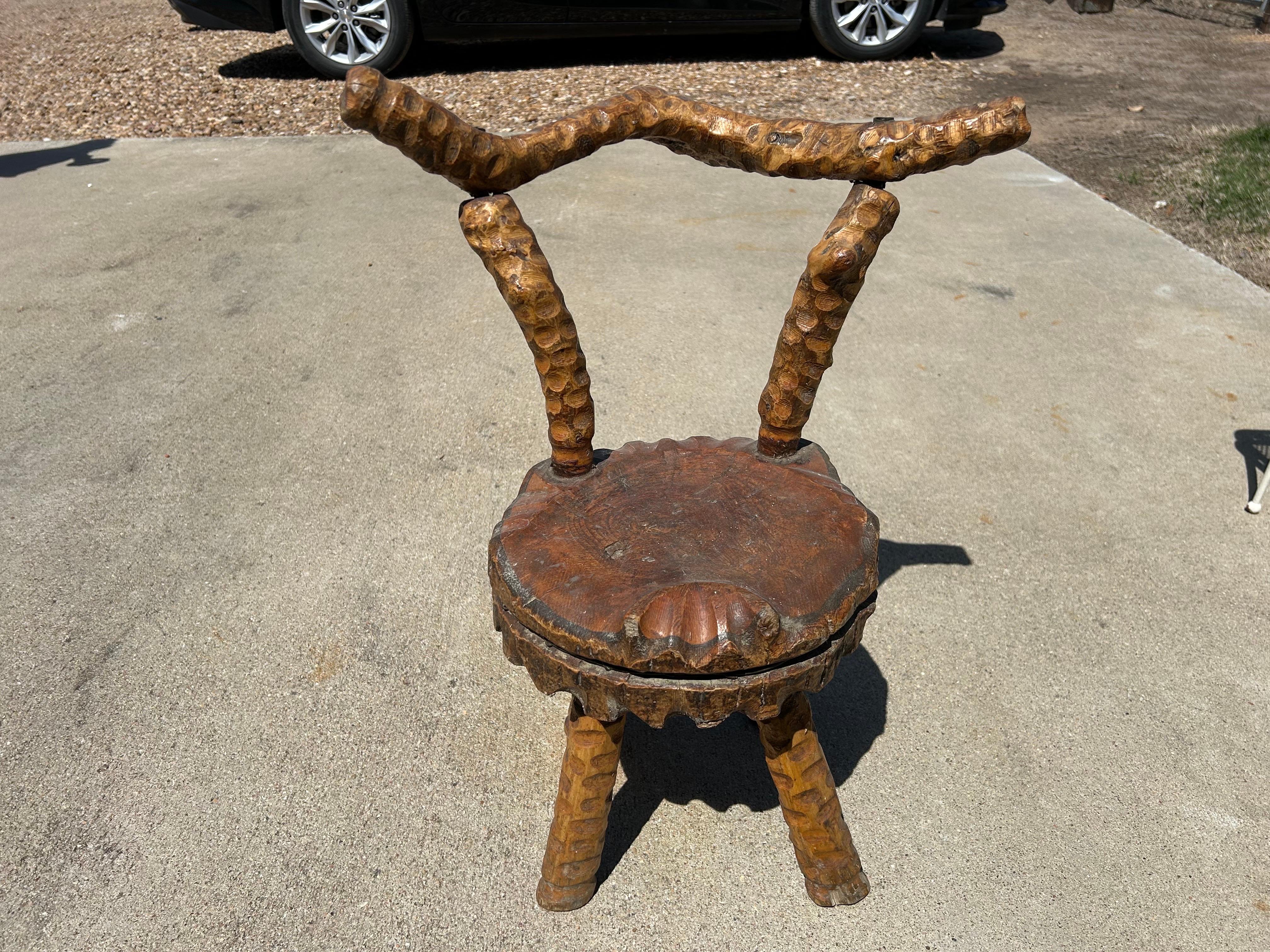 19th Century French Rustic Children’s Chair For Sale 1