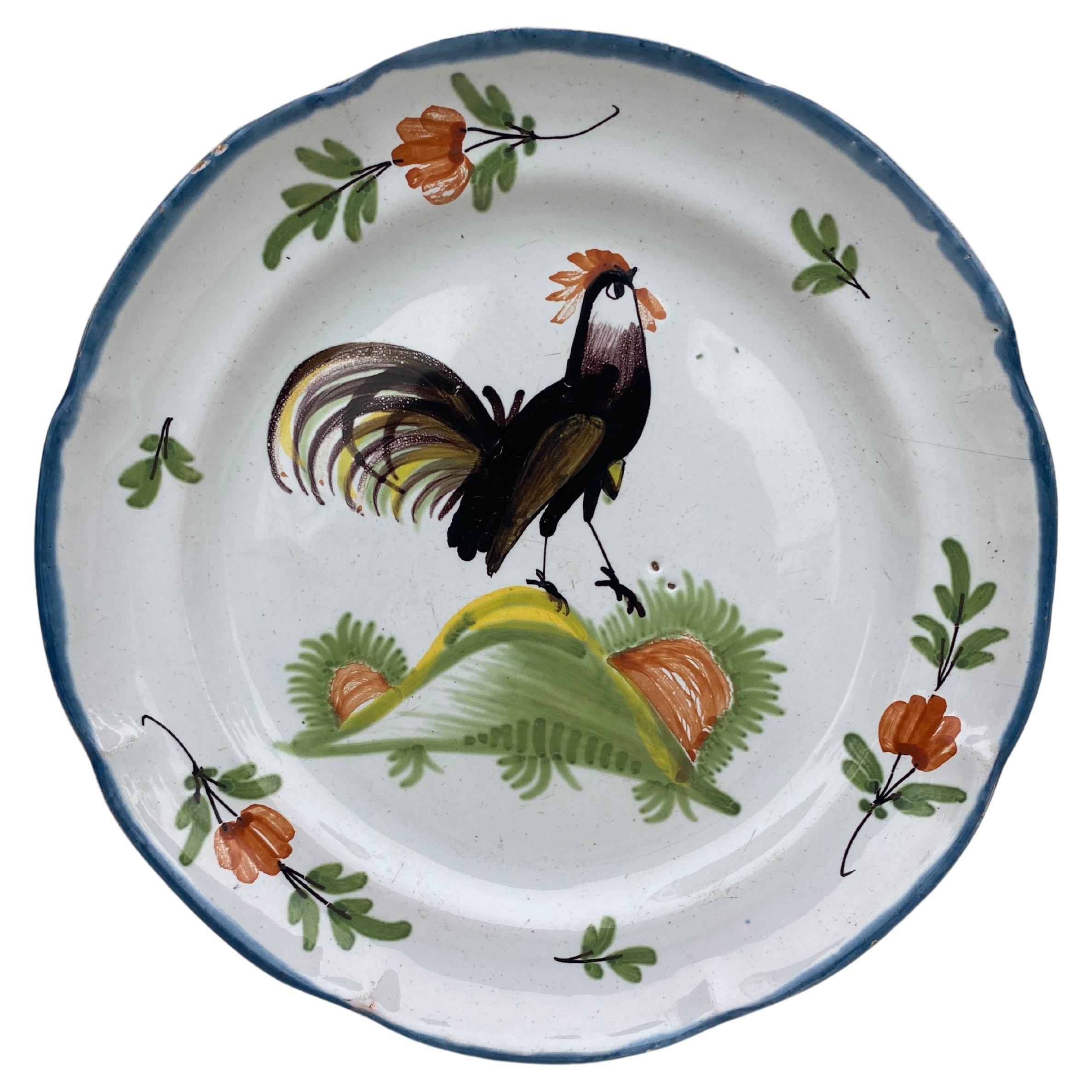 19th Century French Rustic Faience Rooster Plate For Sale