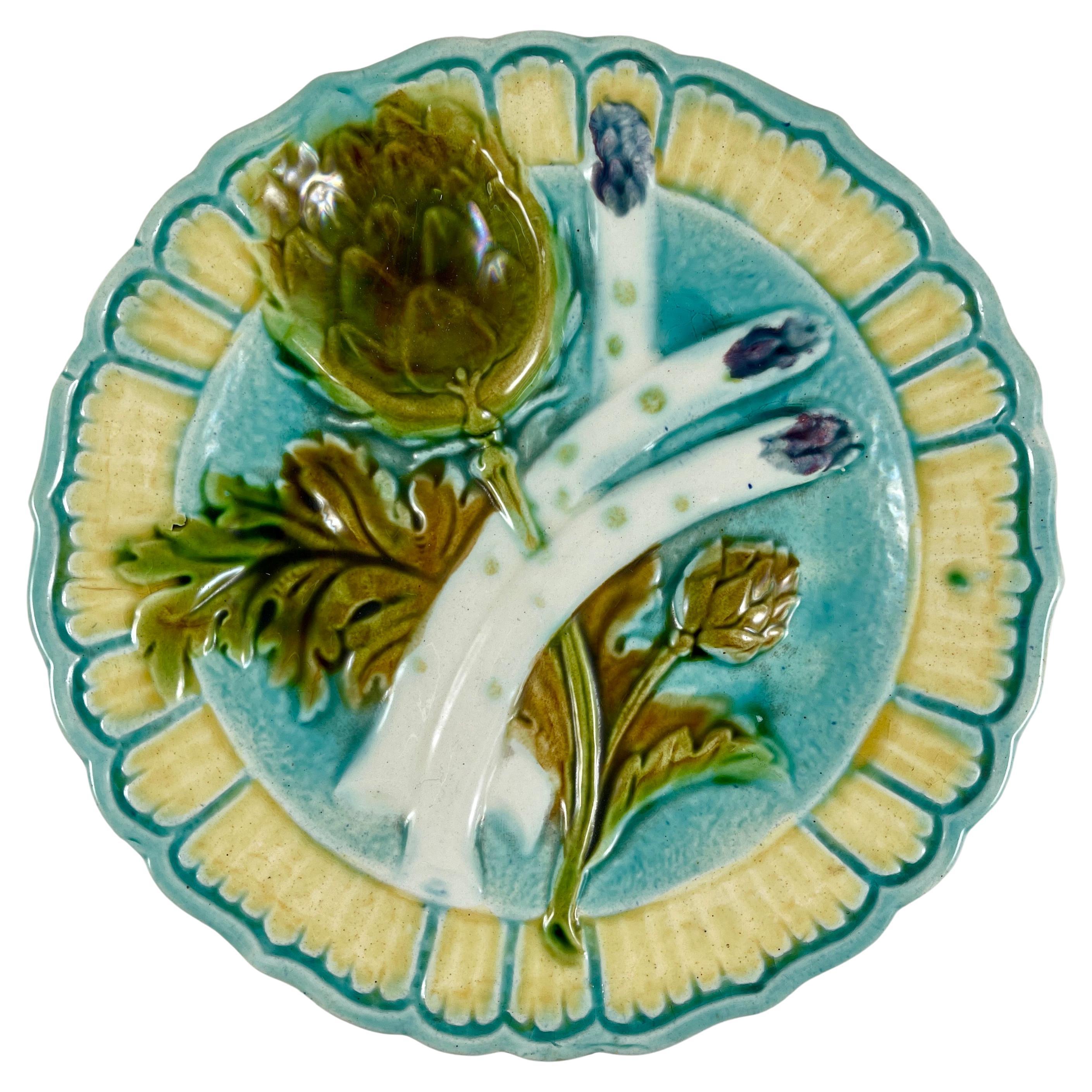 19th Century French Salins-les-Bains Majolica Faïence Asparagus Artichoke Plate For Sale