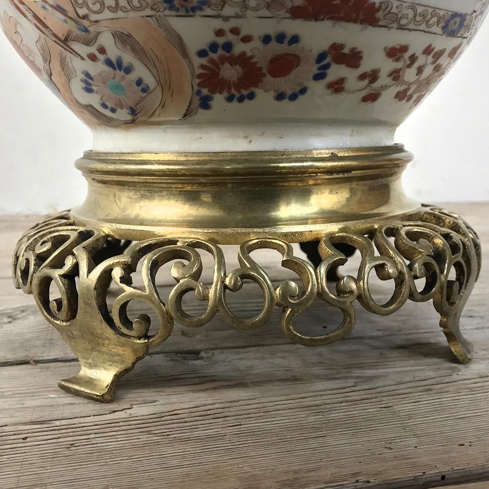 Lampe à poser en forme d'urne Satsuma du 19e siècle en vente 5