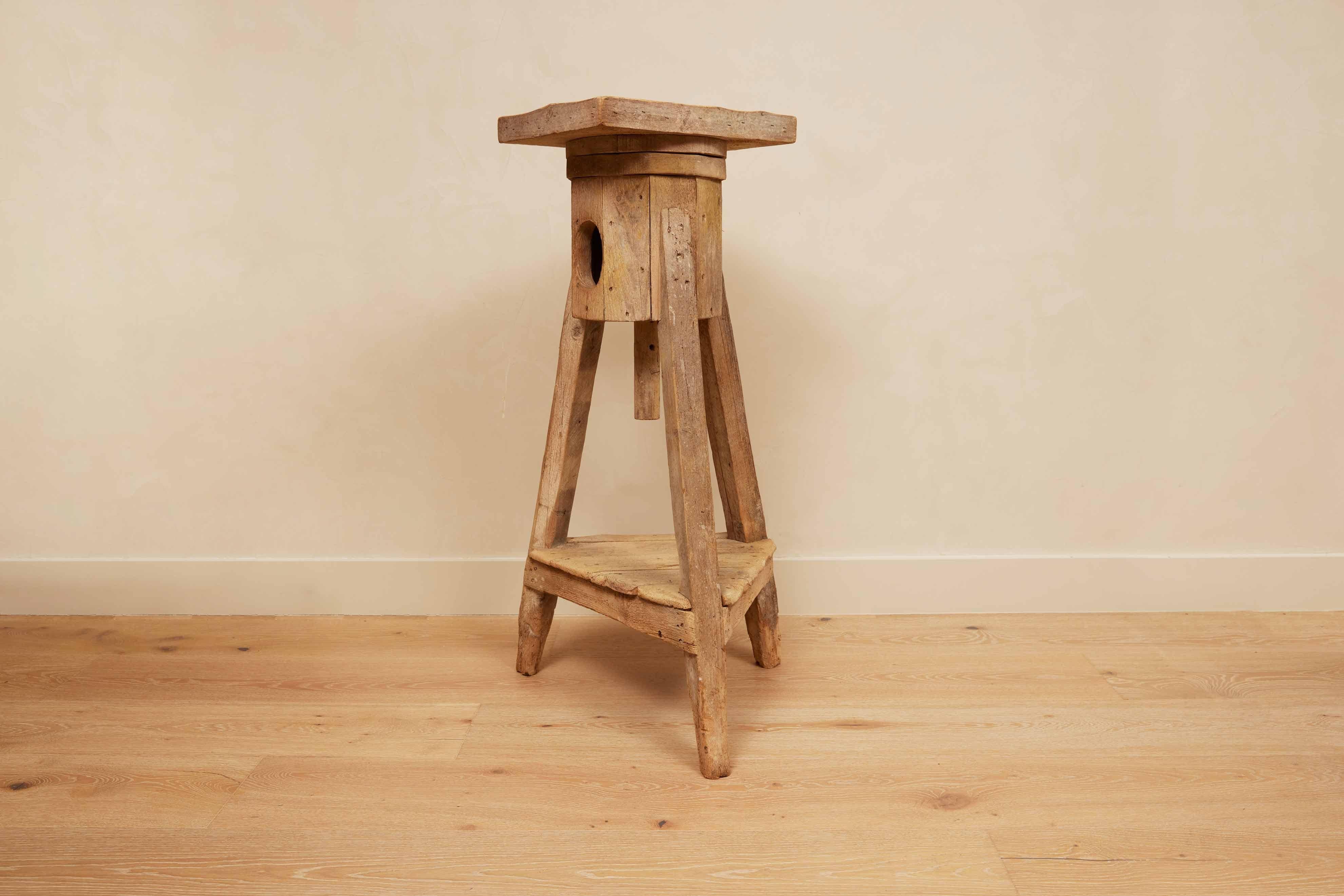 Oak 19th century French Sculpture Stand For Sale