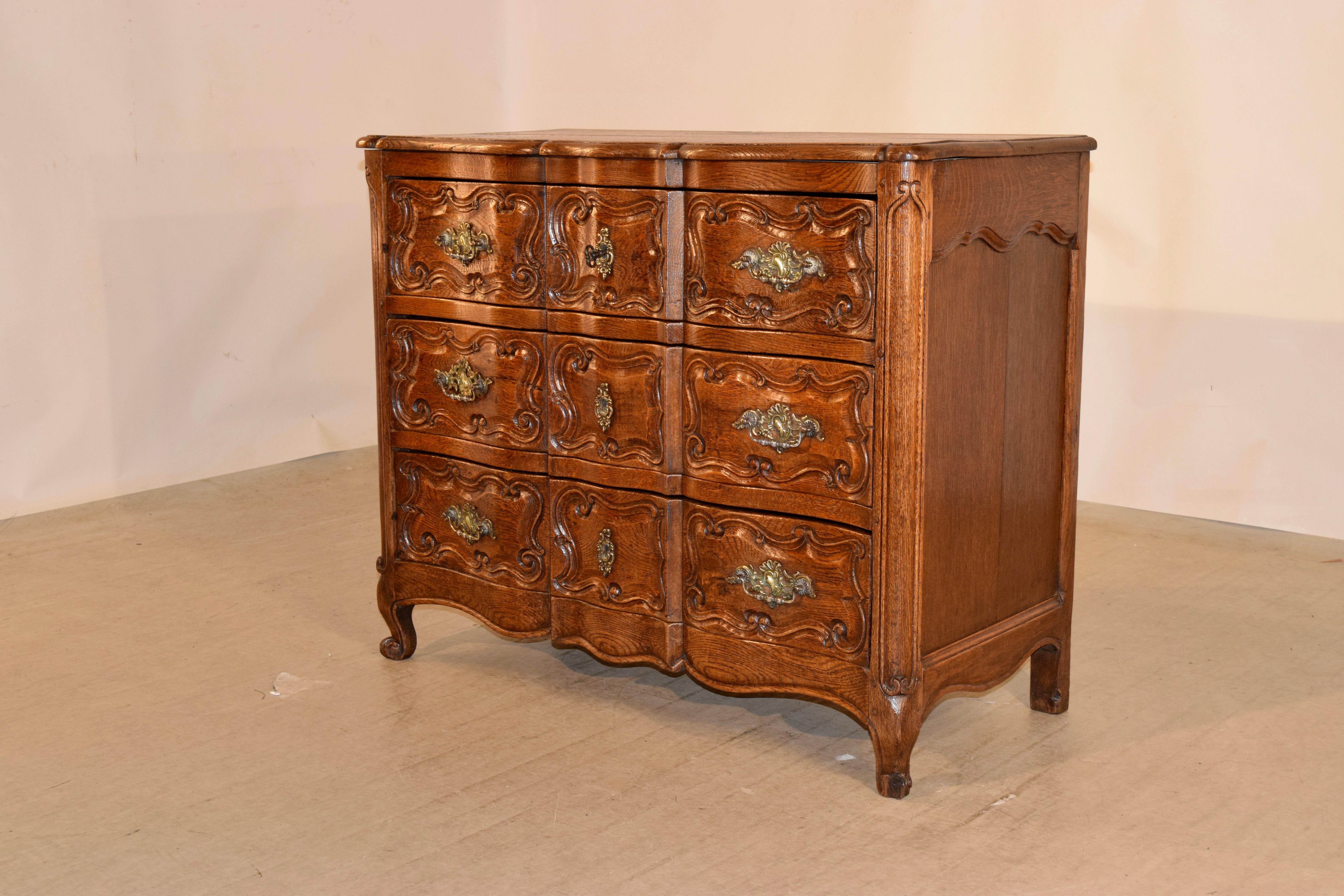 Hand-Carved 19th Century French Serpentine Chest