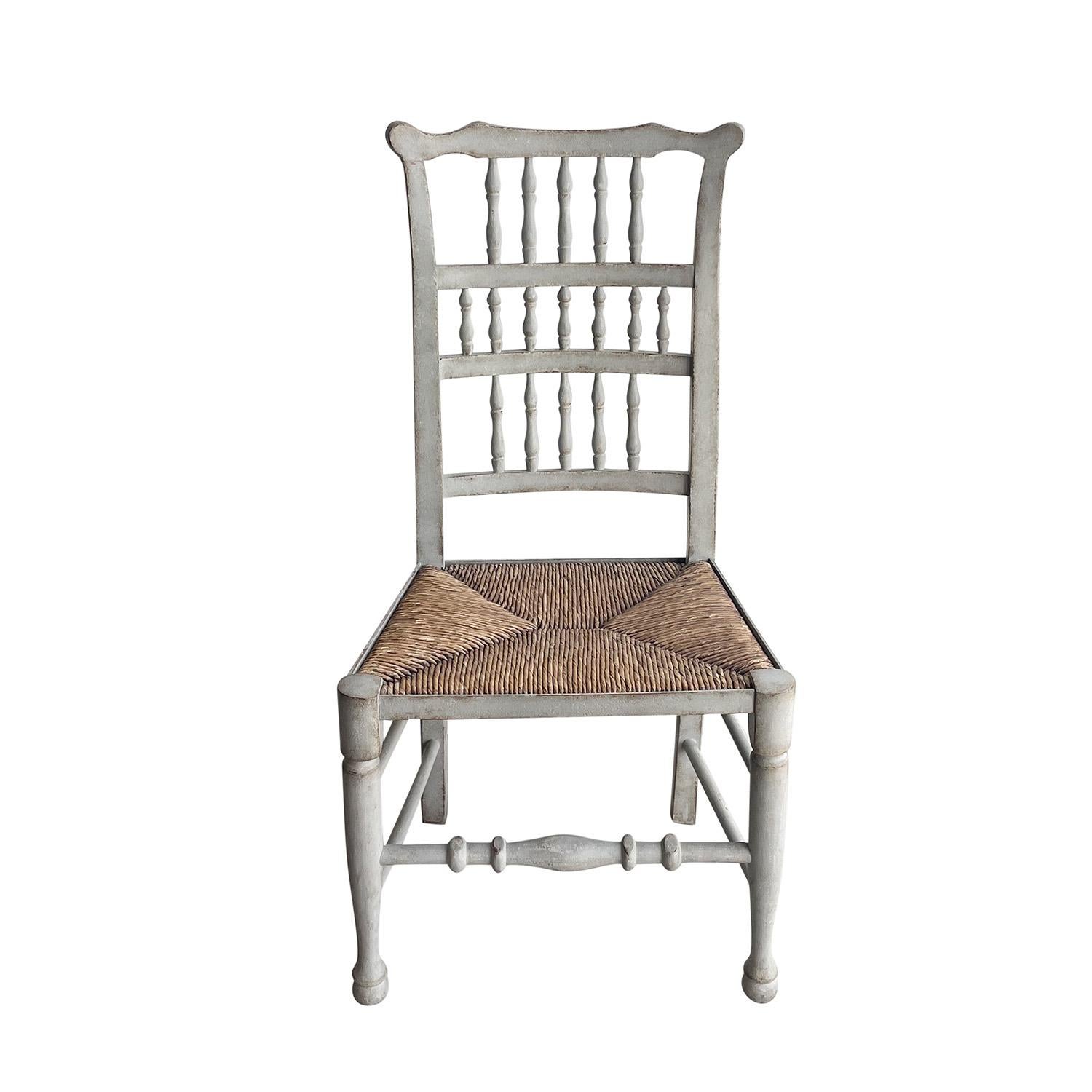 Straw 19th Century French Set of Eight Belle Époque Beech Provence Dining Room Chairs For Sale