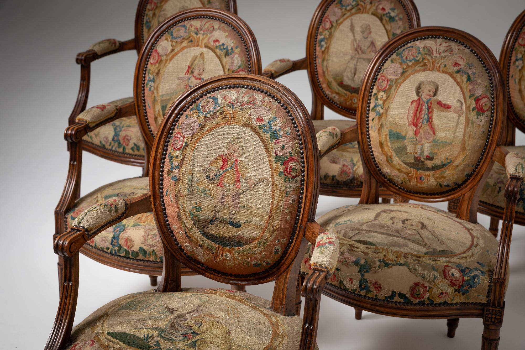 Französisches Set aus sechs Sesseln aus Nussbaumholz mit Aubusson-Polsterung aus dem 19. Jahrhundert im Angebot 1