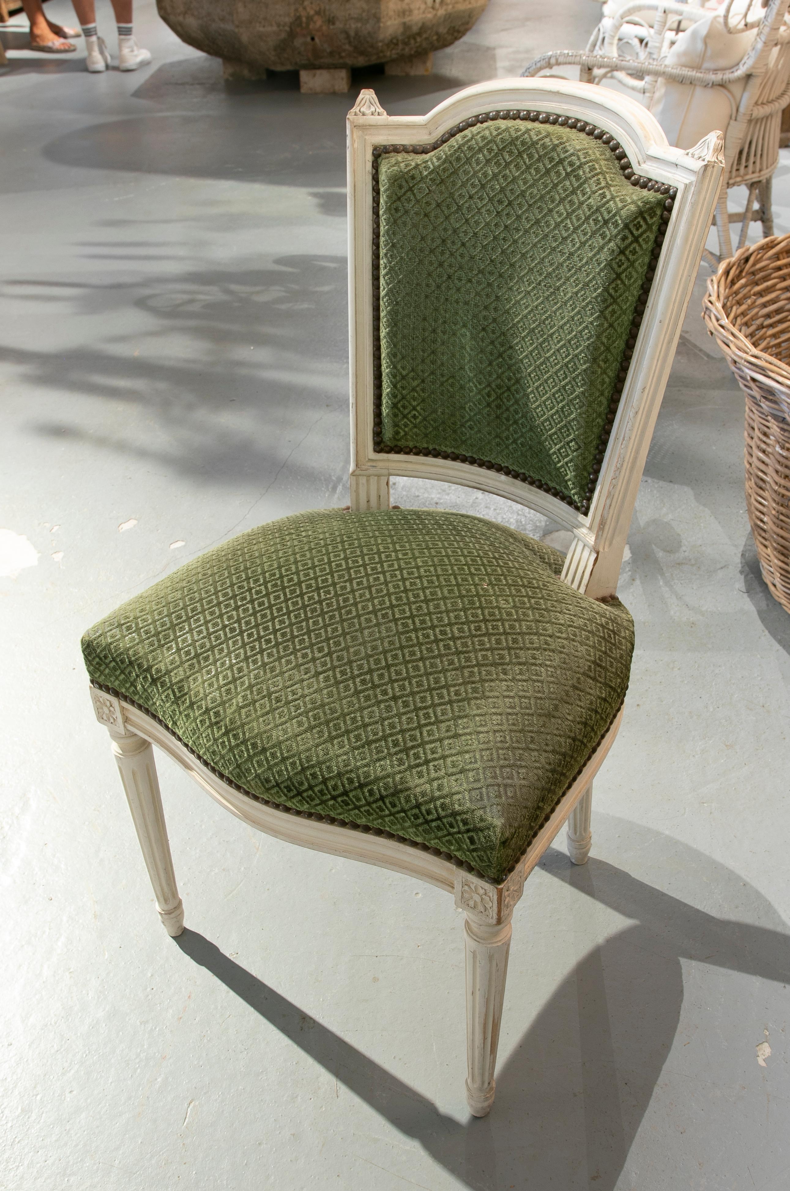 19th Century, French, Set of Six Wooden Chairs Upholstered in Green For Sale 5