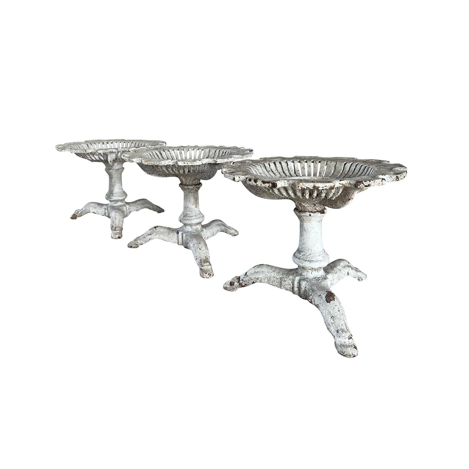 19th Century French Set of Three Antique Cast Iron Plant Stands In Good Condition For Sale In West Palm Beach, FL