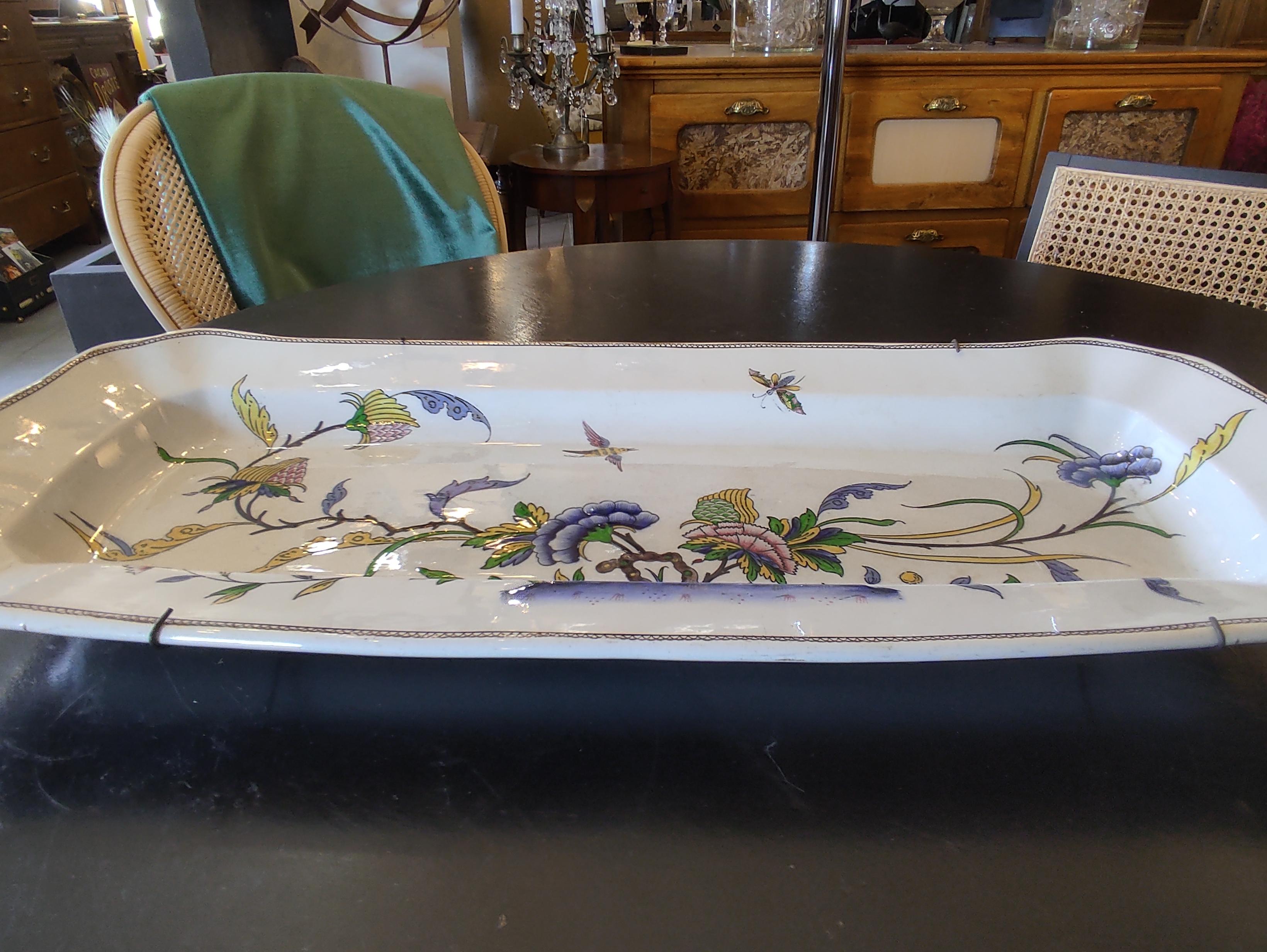 19th Century French Set of Three Sarreguemines Faience Platter In Good Condition For Sale In LEGNY, FR