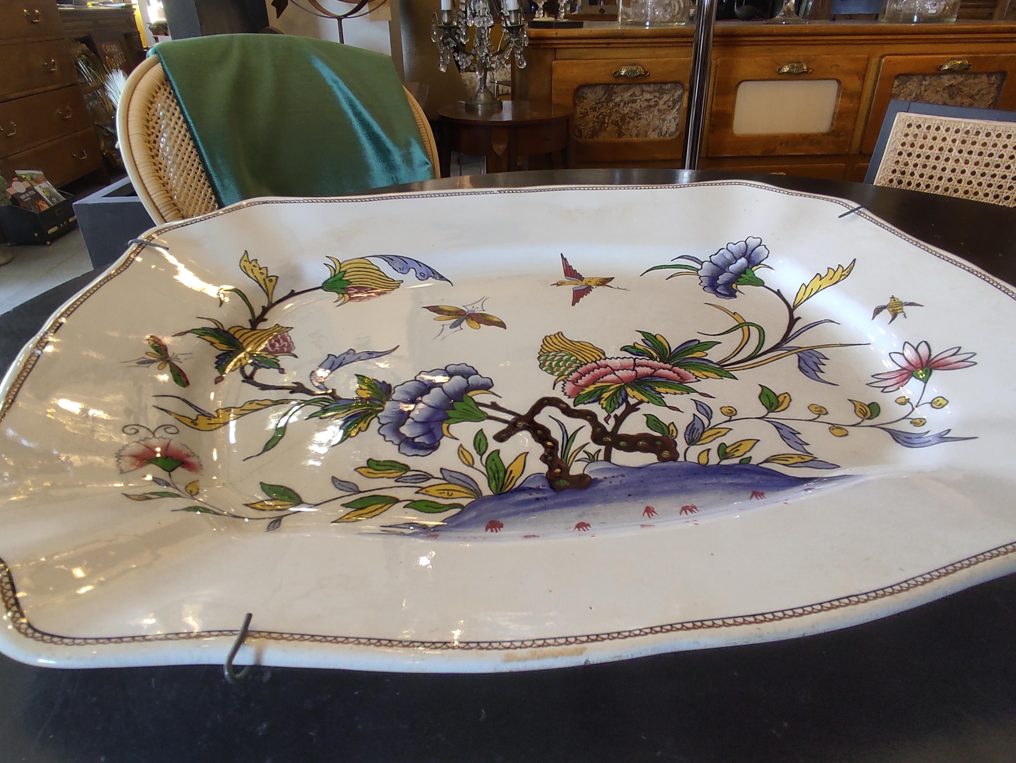 19th Century French Set of Three Sarreguemines Faience Platter For Sale 3