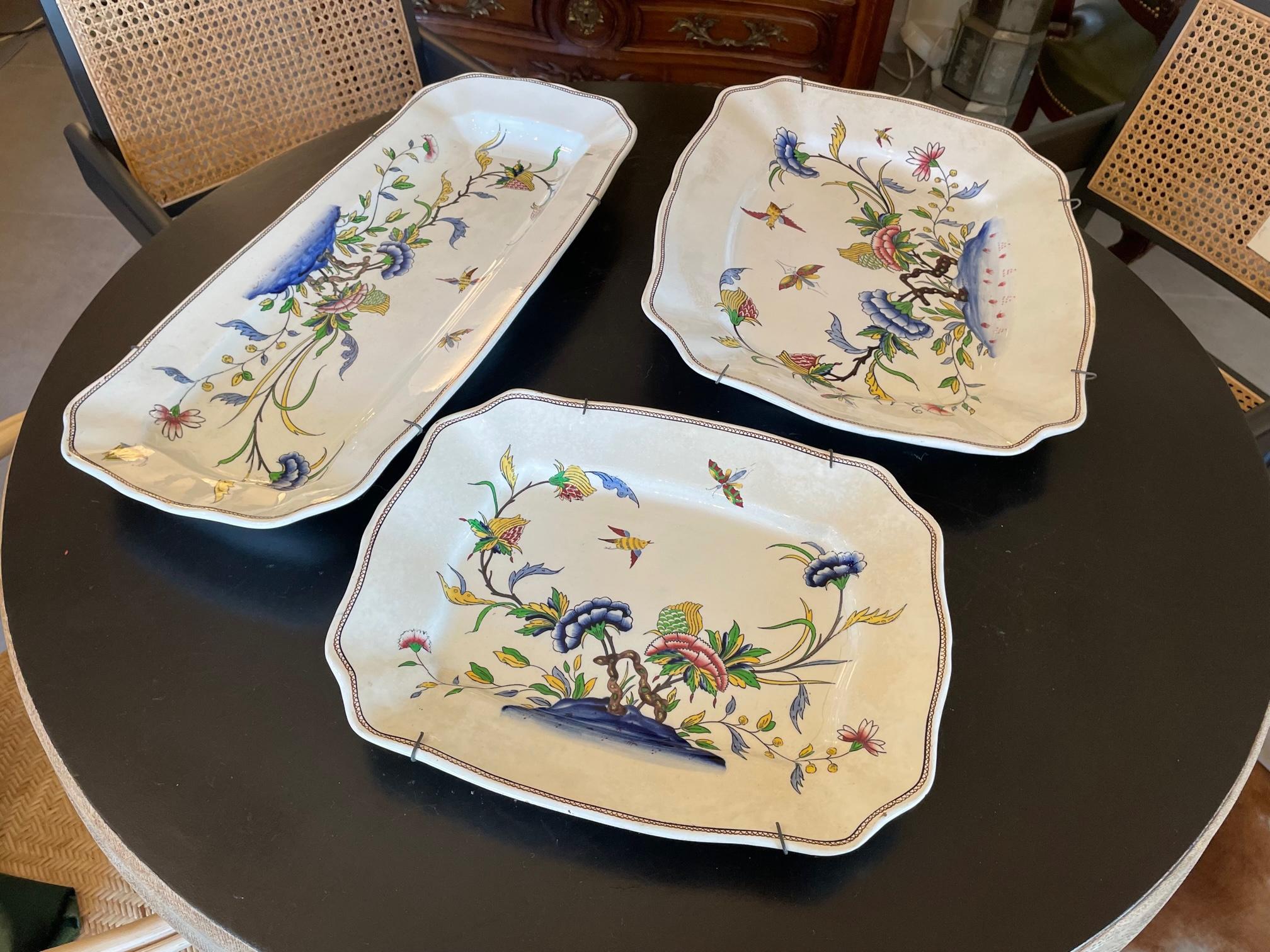 19th Century French Set of Three Sarreguemines Faience Platter For Sale 6
