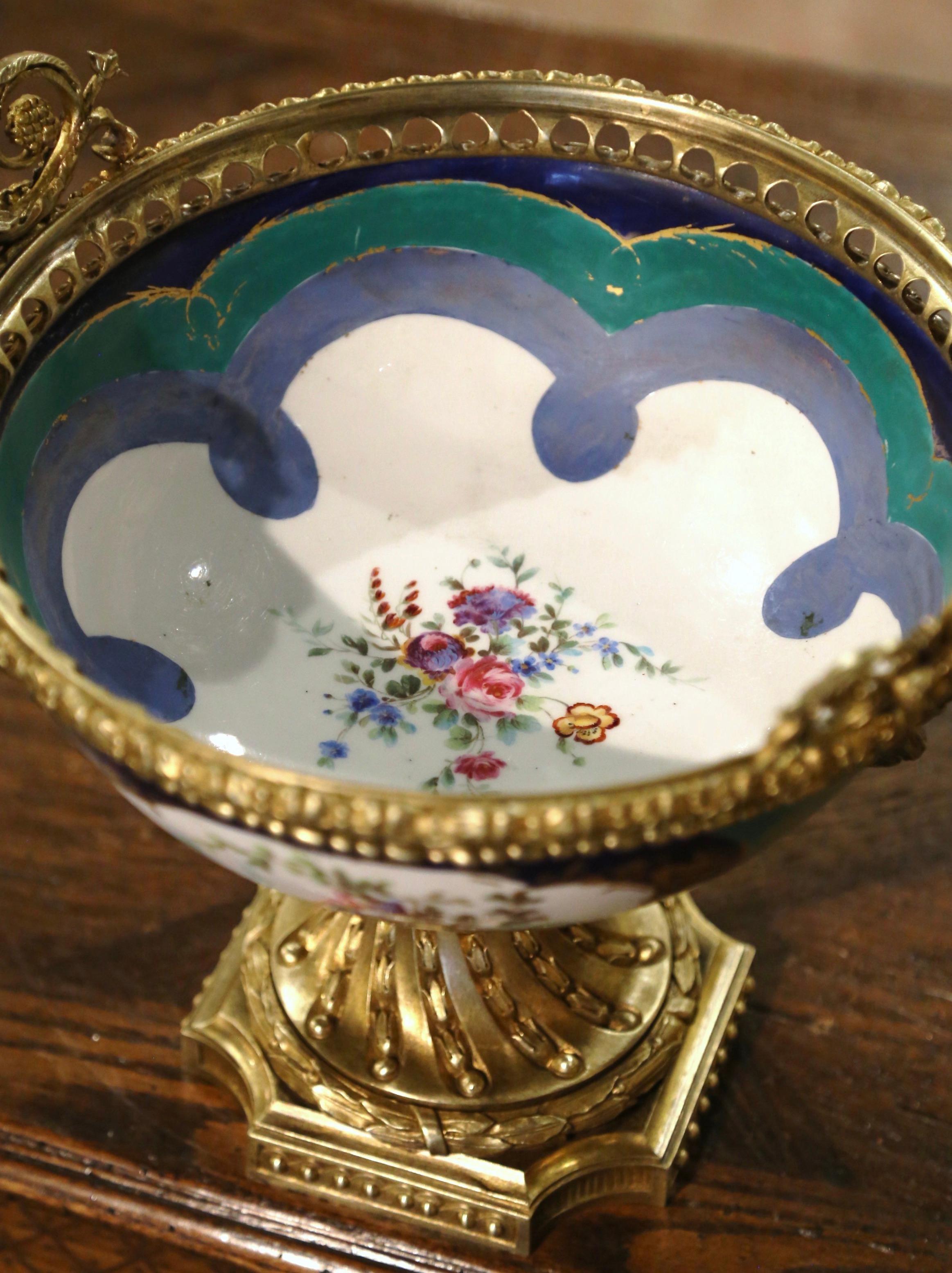 19th Century French Sevres Bronze Dore and Hand Painted Porcelain Jardinière  In Excellent Condition For Sale In Dallas, TX