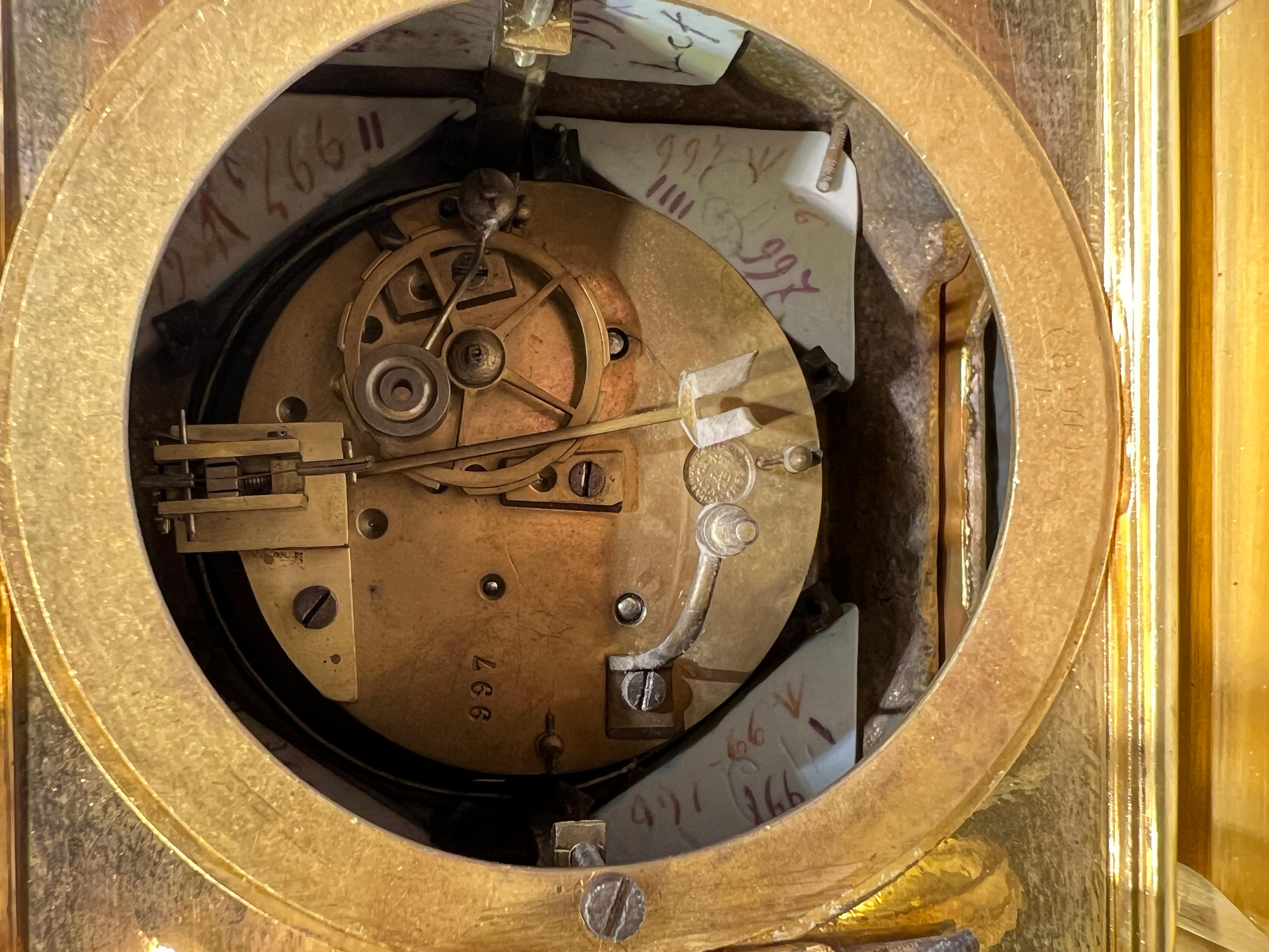 19th Century French Sevres Porcelain Gilt Bronze Mantel Clock and Candelabra Set im Angebot 8