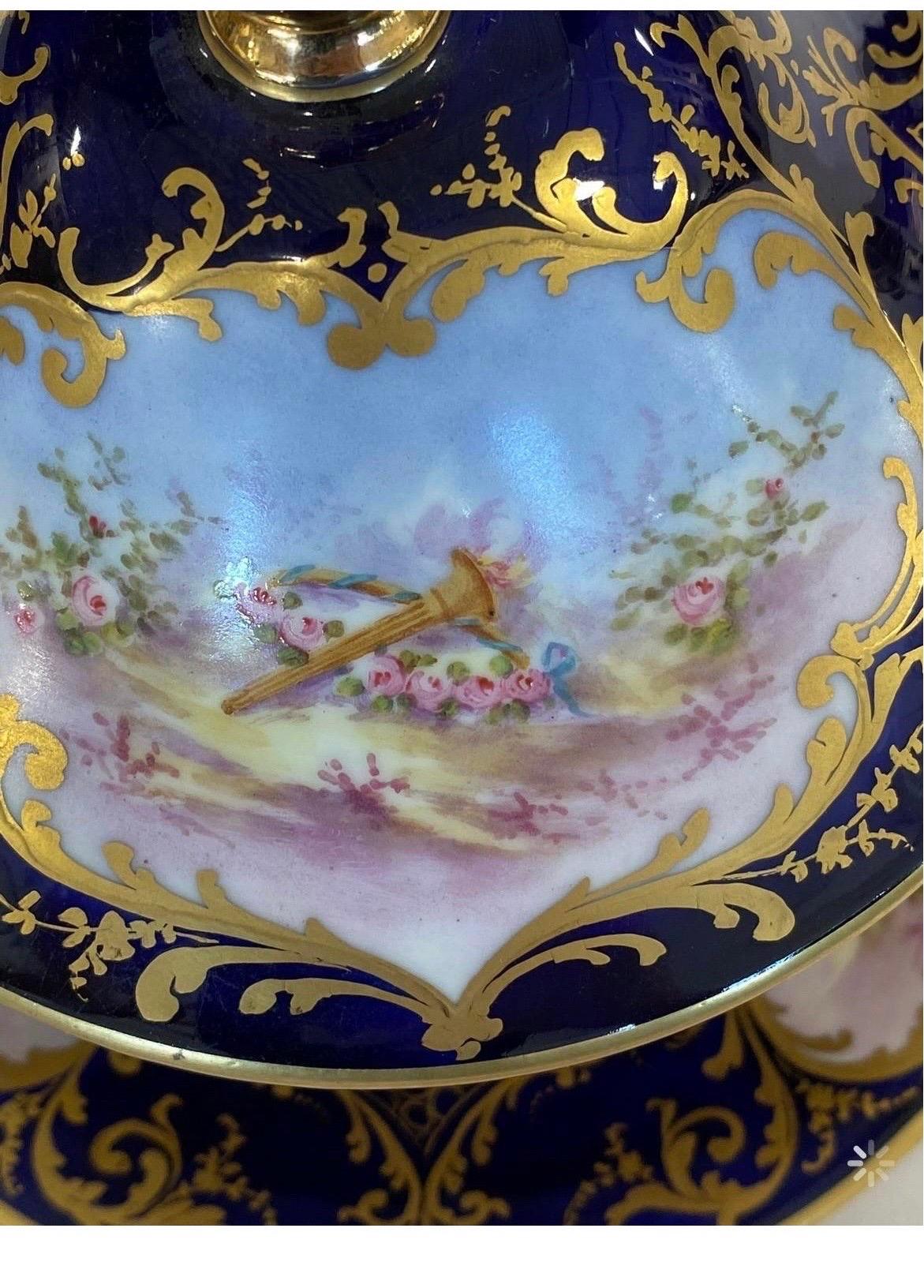 19th Century French Sevres Style Cobalt Porcelain Lidded “Courting” Dish In Good Condition For Sale In Atlanta, GA
