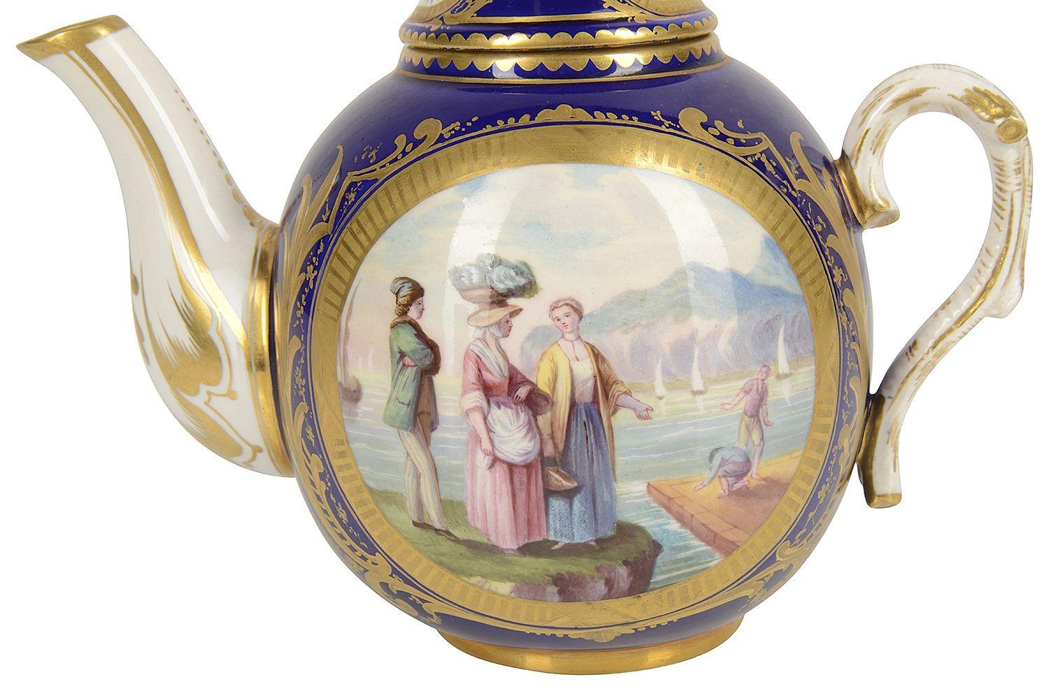 Porcelaine Ensemble de cabaret en porcelaine de style Sèvres du 19ème siècle français en vente