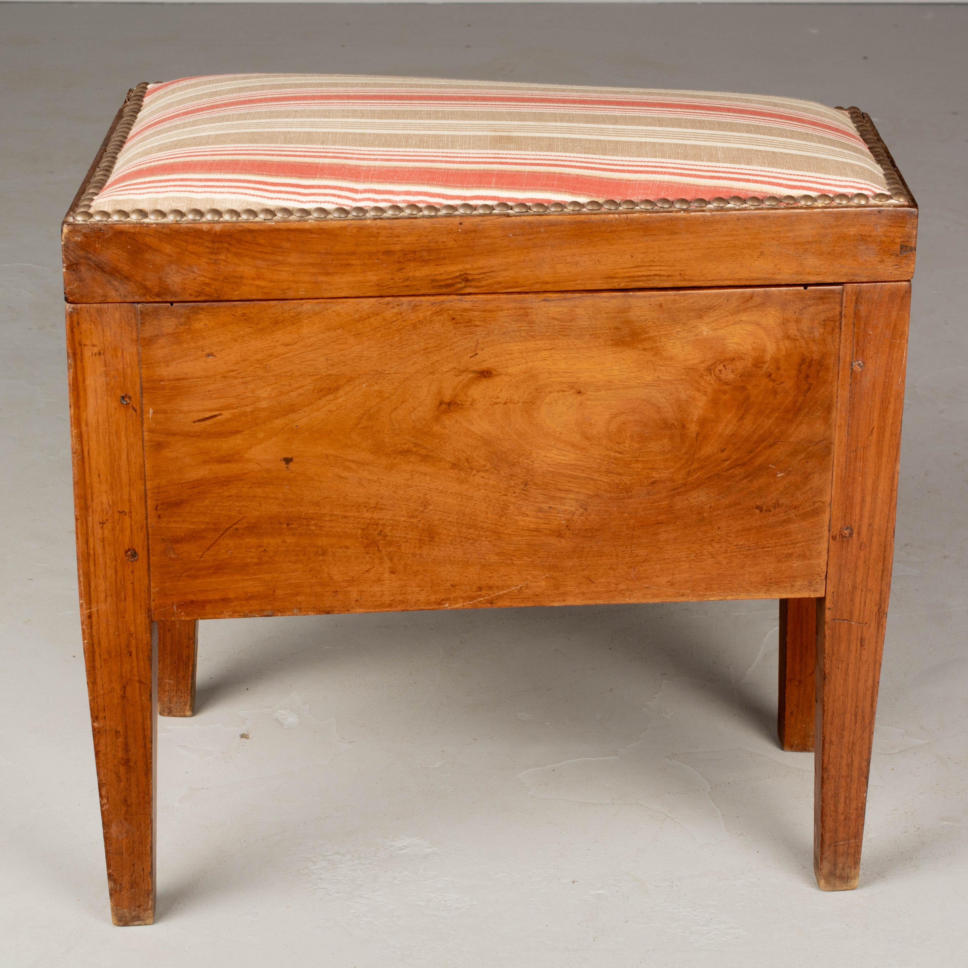 Hand-Crafted 19th Century French Shoe Shine Stool For Sale