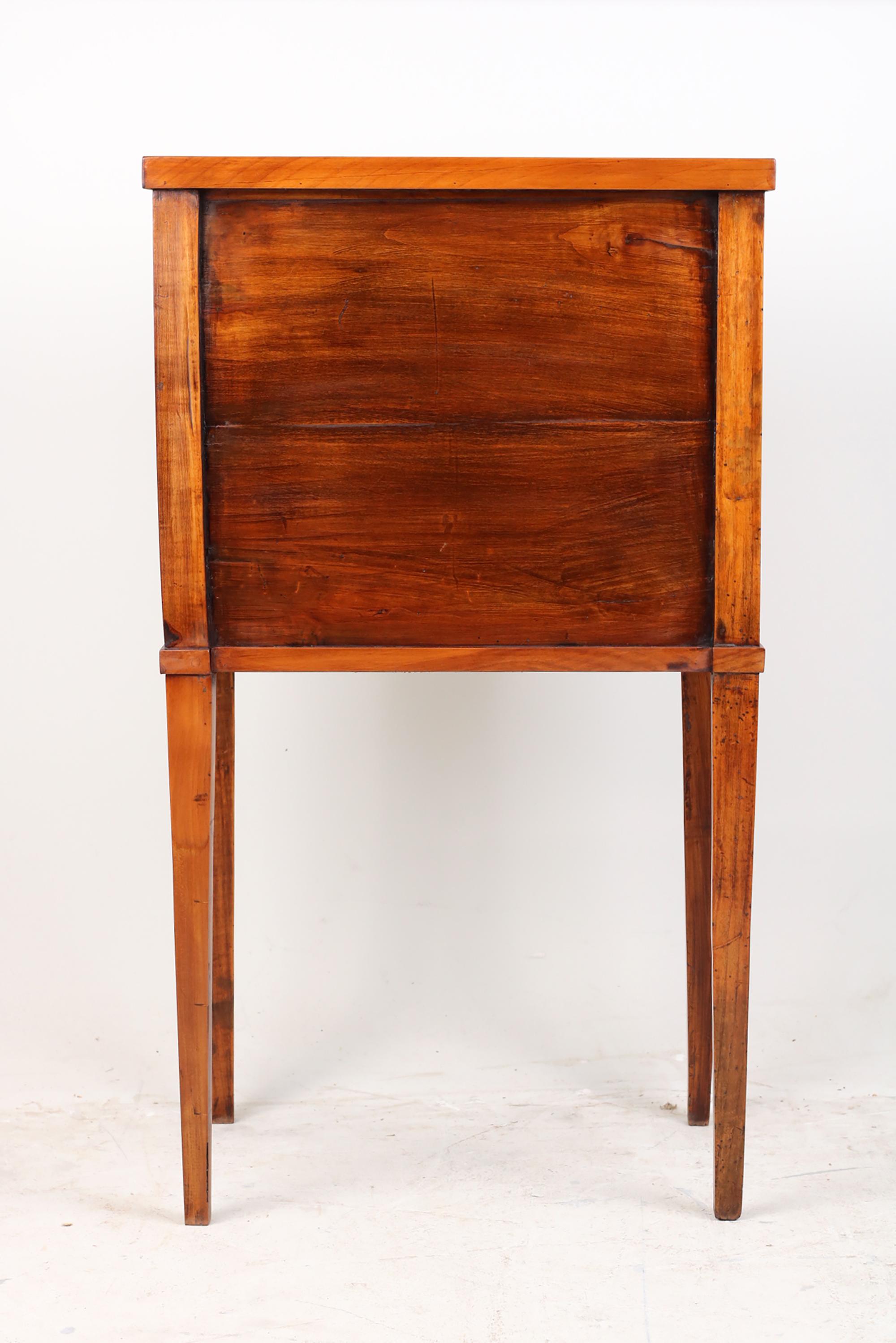 19th Century French Side Table  For Sale 4