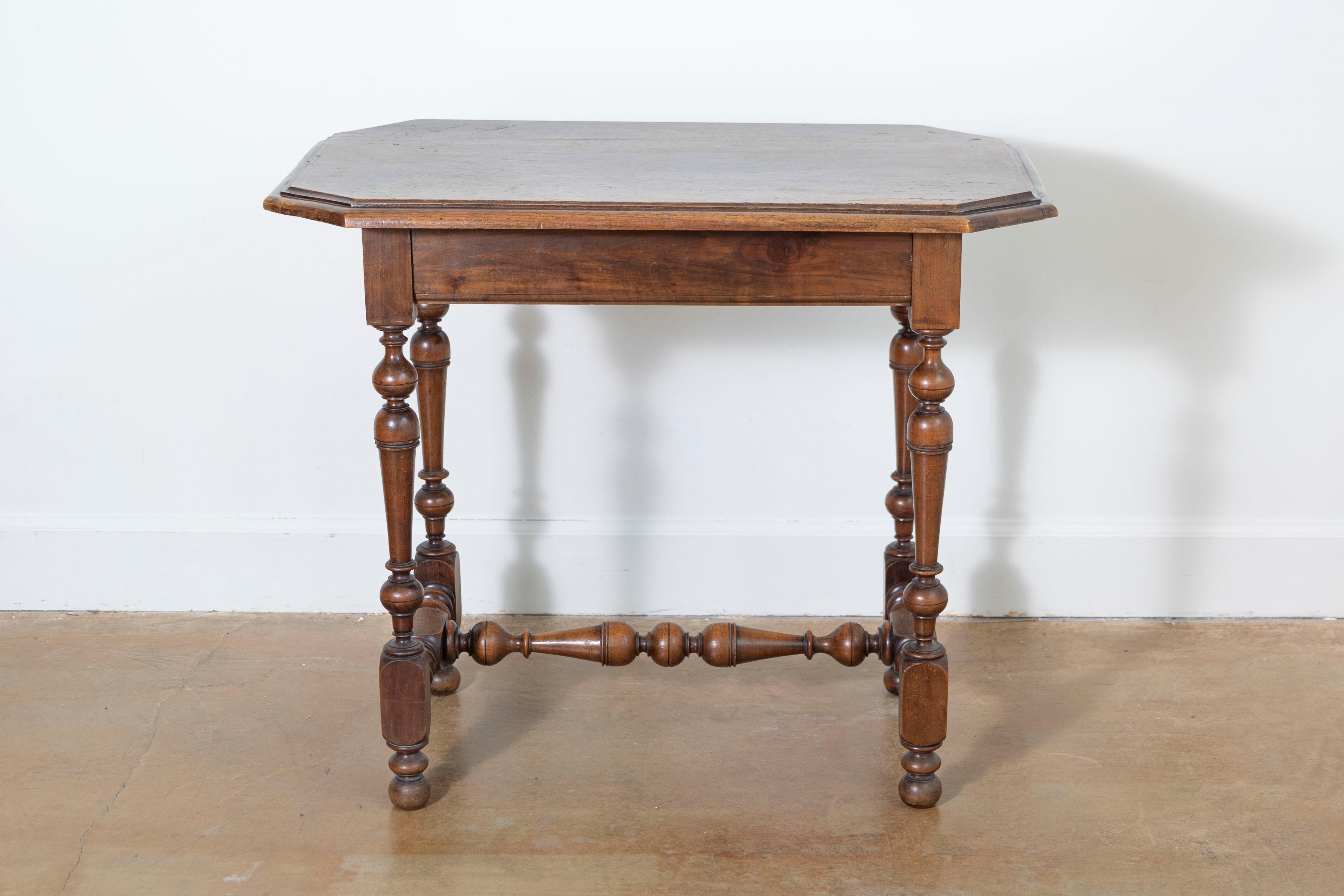 XIXe siècle Table d'appoint française du 19e siècle en vente