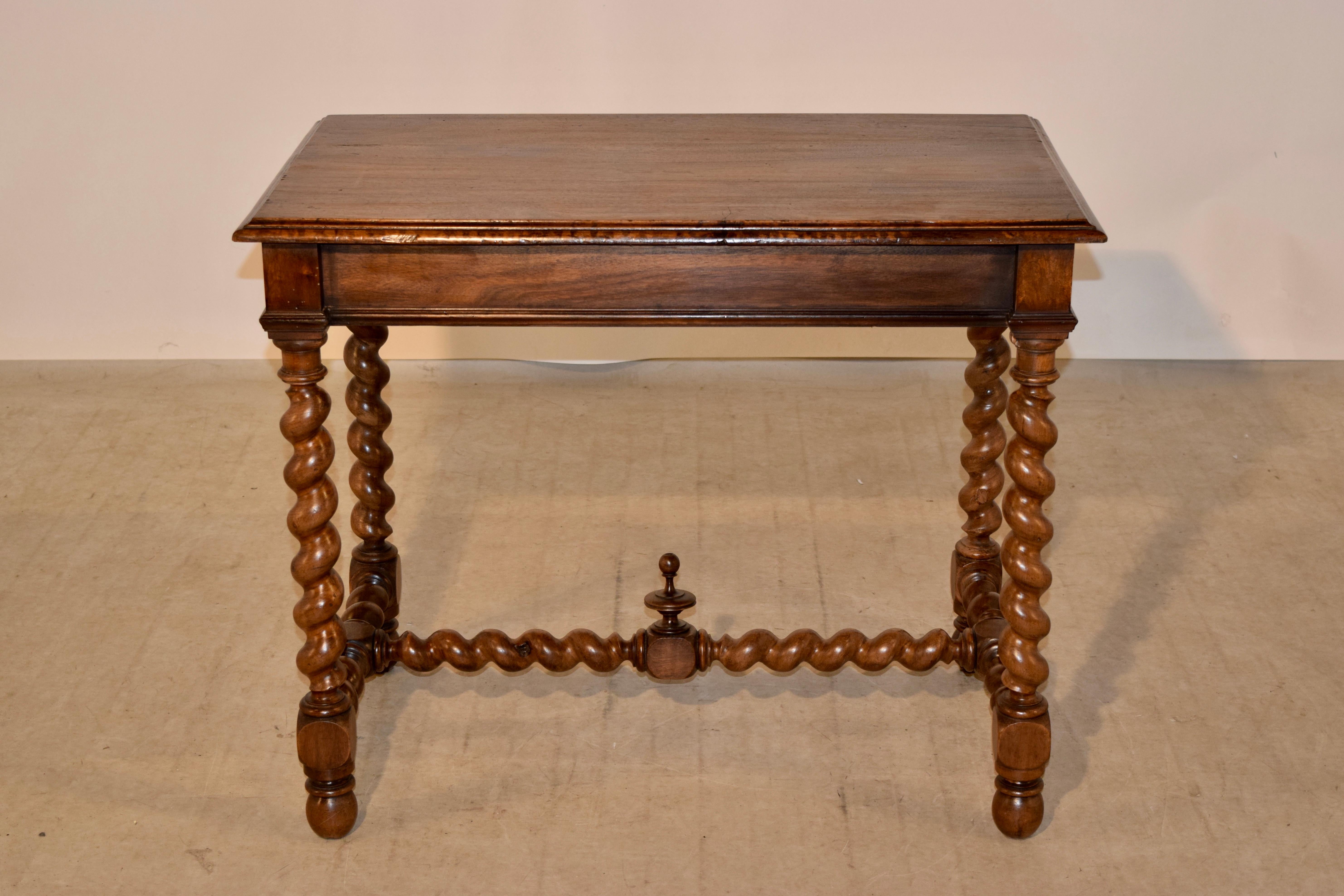 19th Century French Side Table (Walnuss)