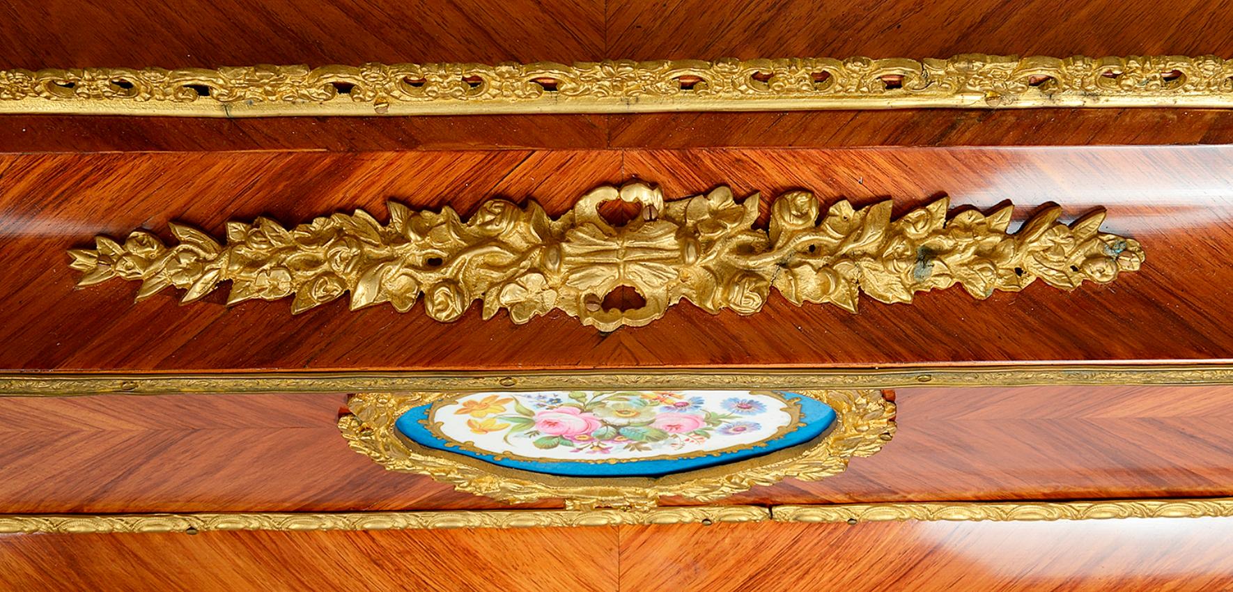 Table d'appoint ou jardinière française du XIXe siècle en vente 3