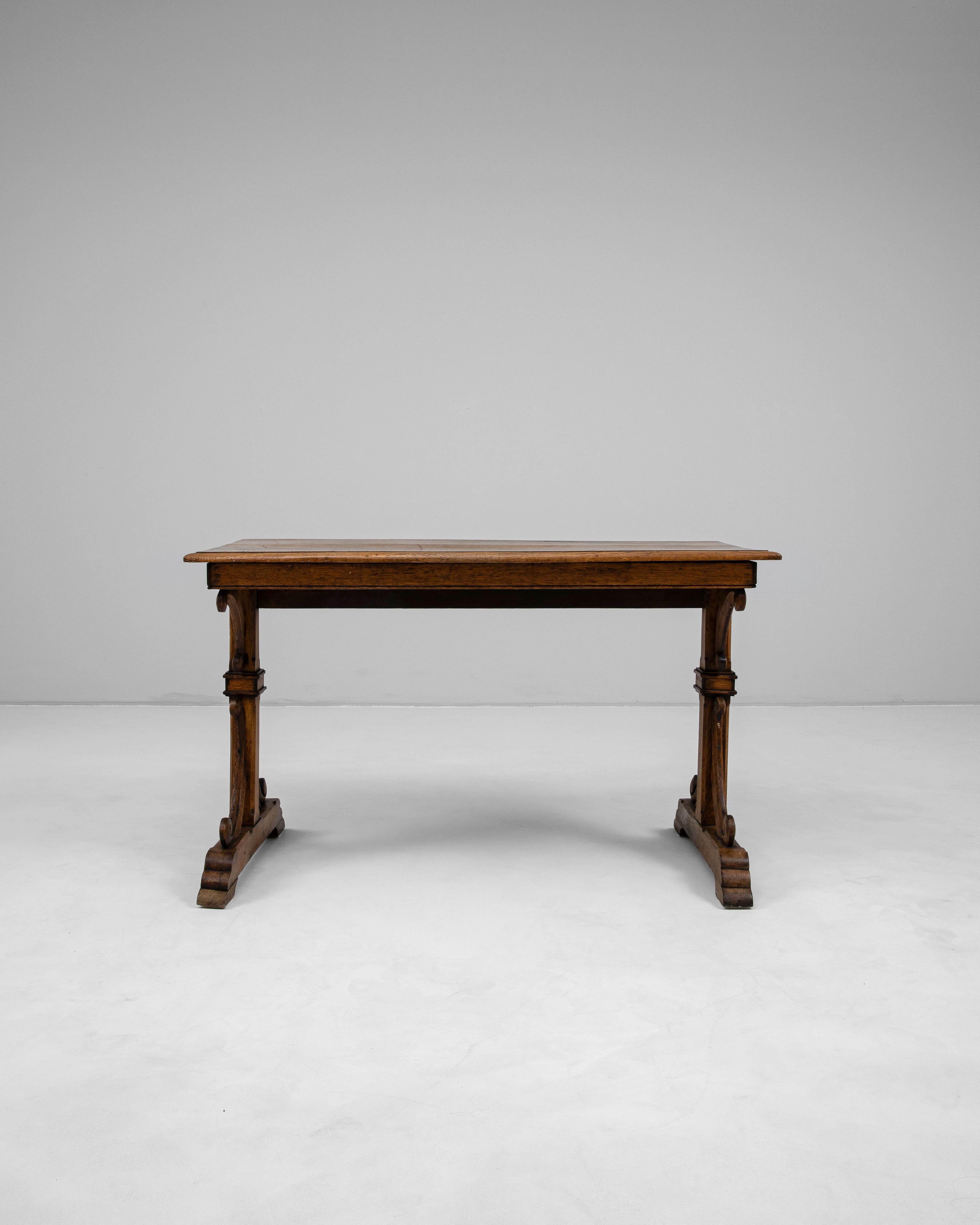 Francese 19th Century French Side Table With Original Patina in vendita