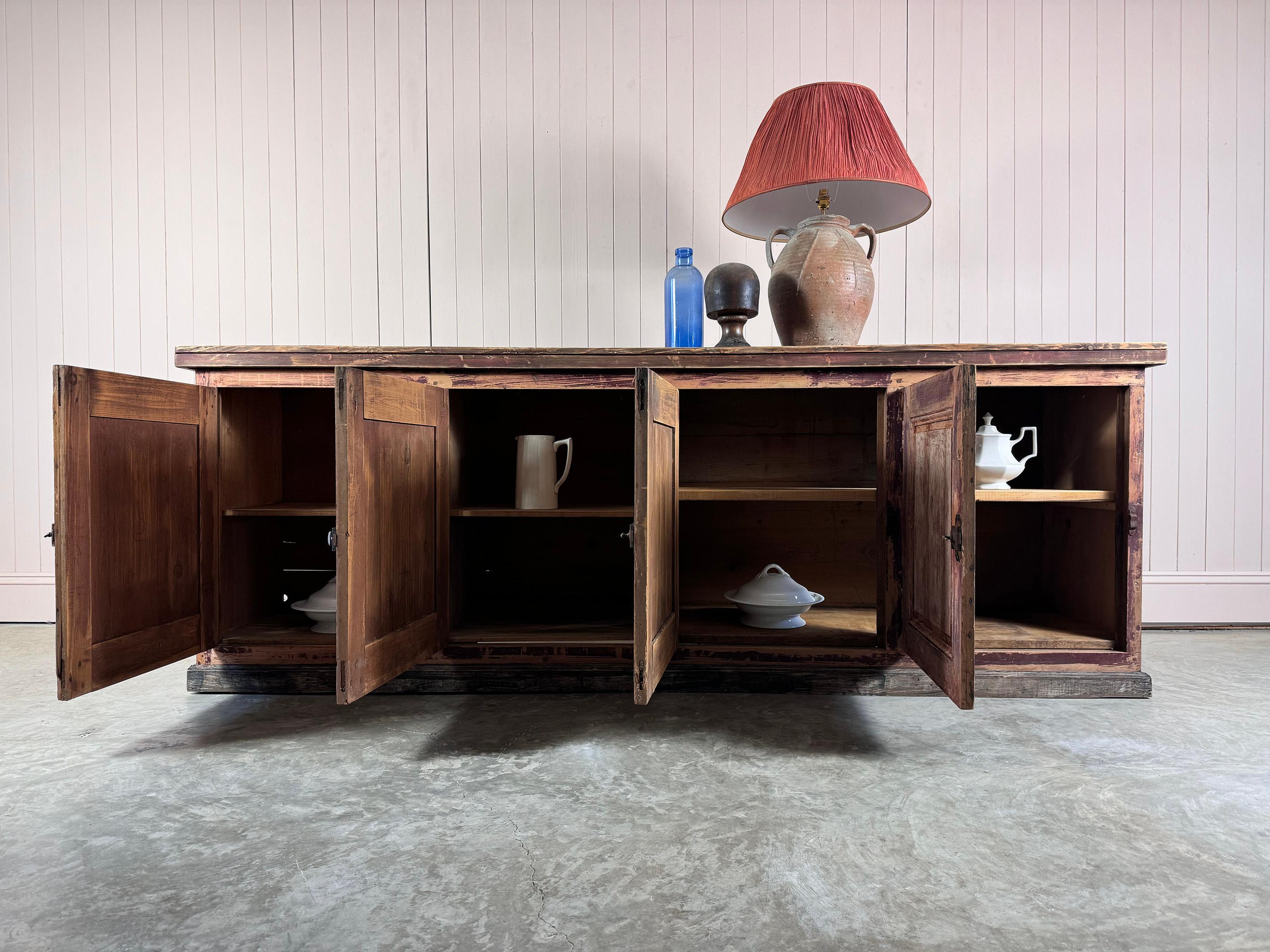 Rustico Credenza francese del XIX secolo in vendita