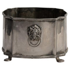 Maceta francesa del siglo XIX chapada en plata, vajilla antigua