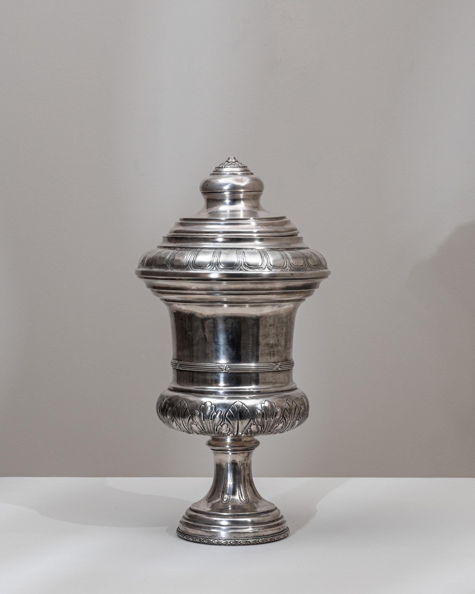 Calice francese del XIX secolo placcato in argento con coperchio In condizioni buone in vendita a High Point, NC