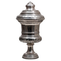 Calice francese del XIX secolo placcato in argento con coperchio