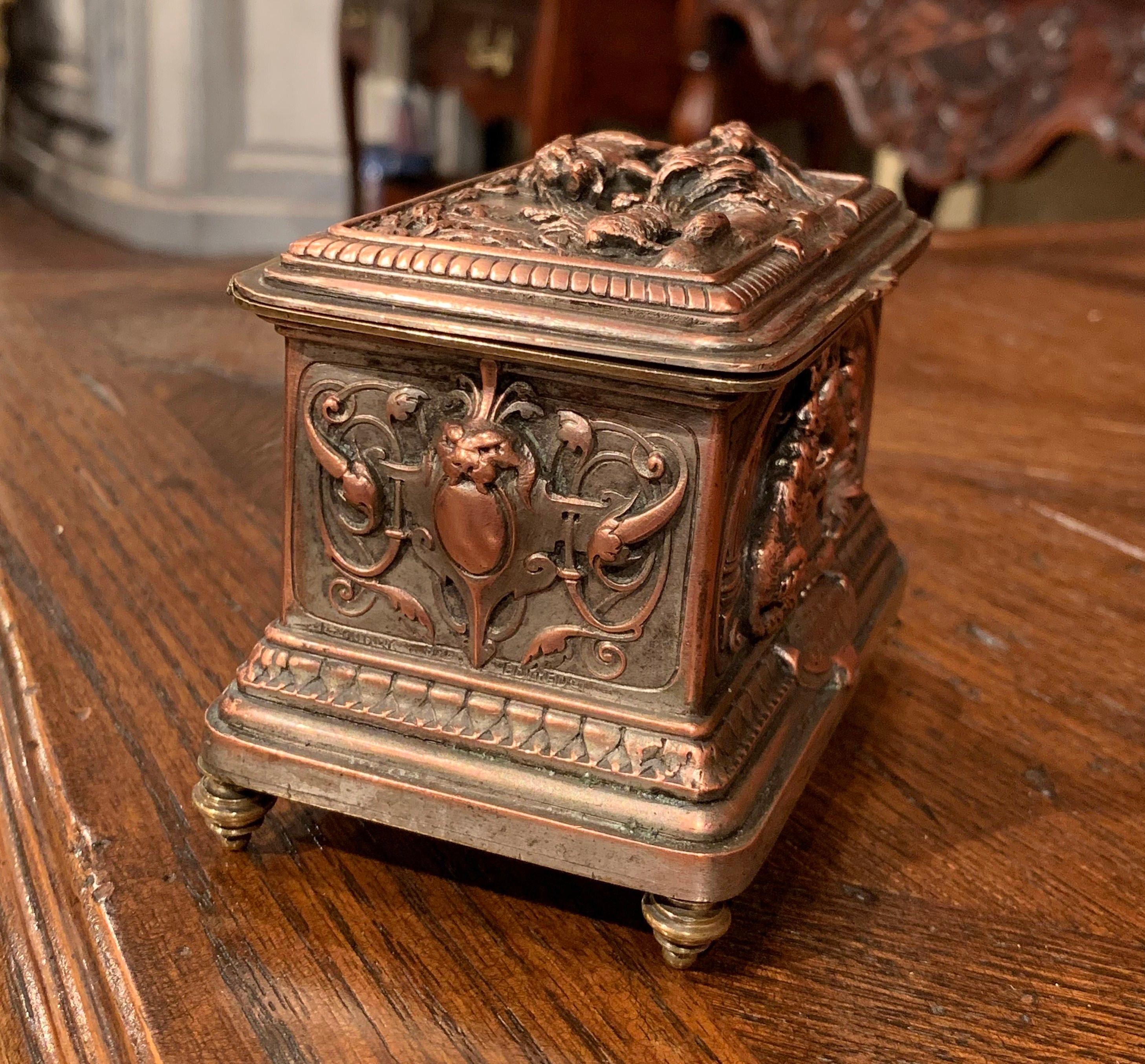 Napoleon III 19th Century French Silver Plated on Copper Jewelry Box with Repoussé Hunt Motif