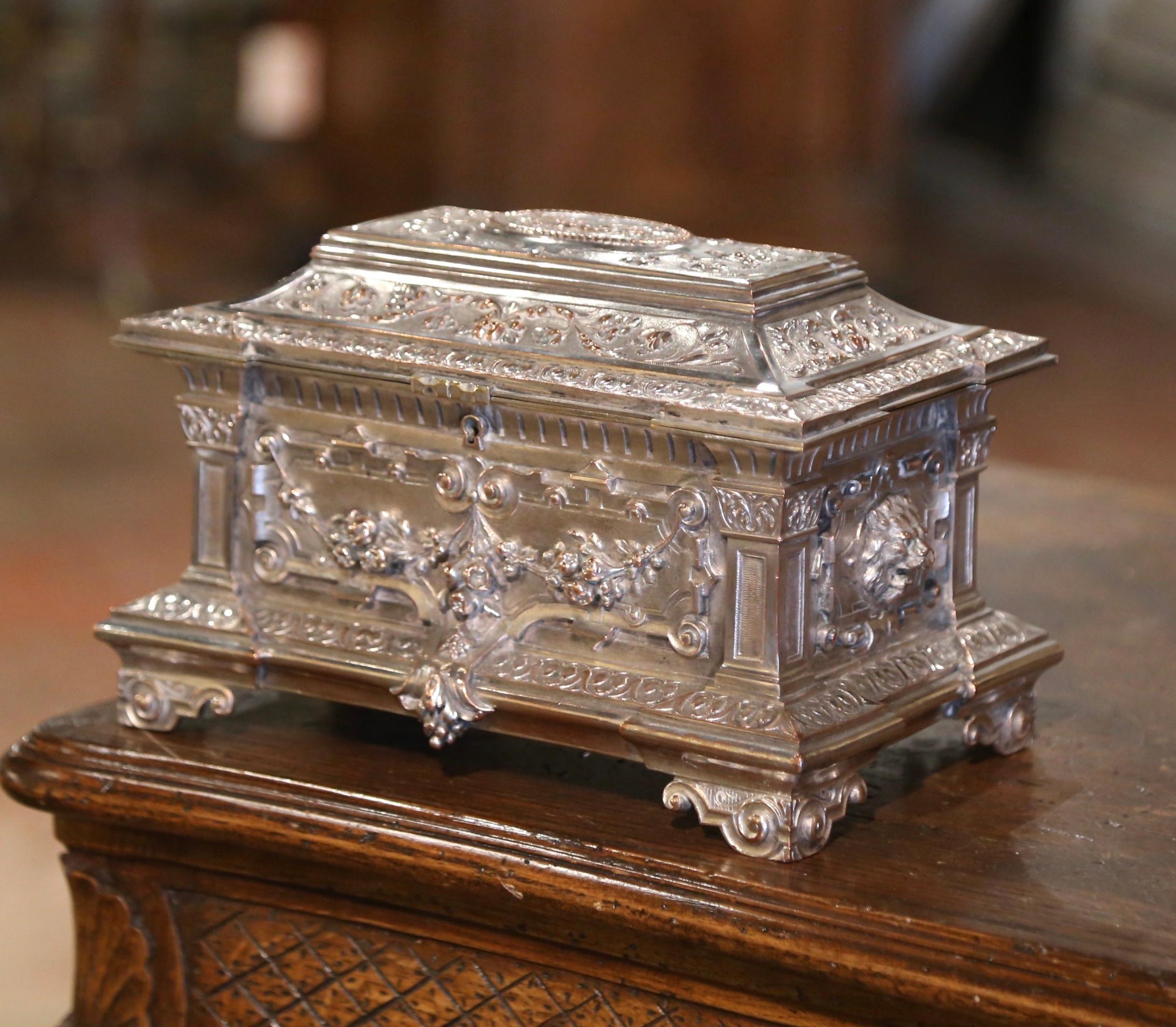 19th Century French Silver Plated over Bronze Jewelry Box with Repousse Motifs In Excellent Condition For Sale In Dallas, TX