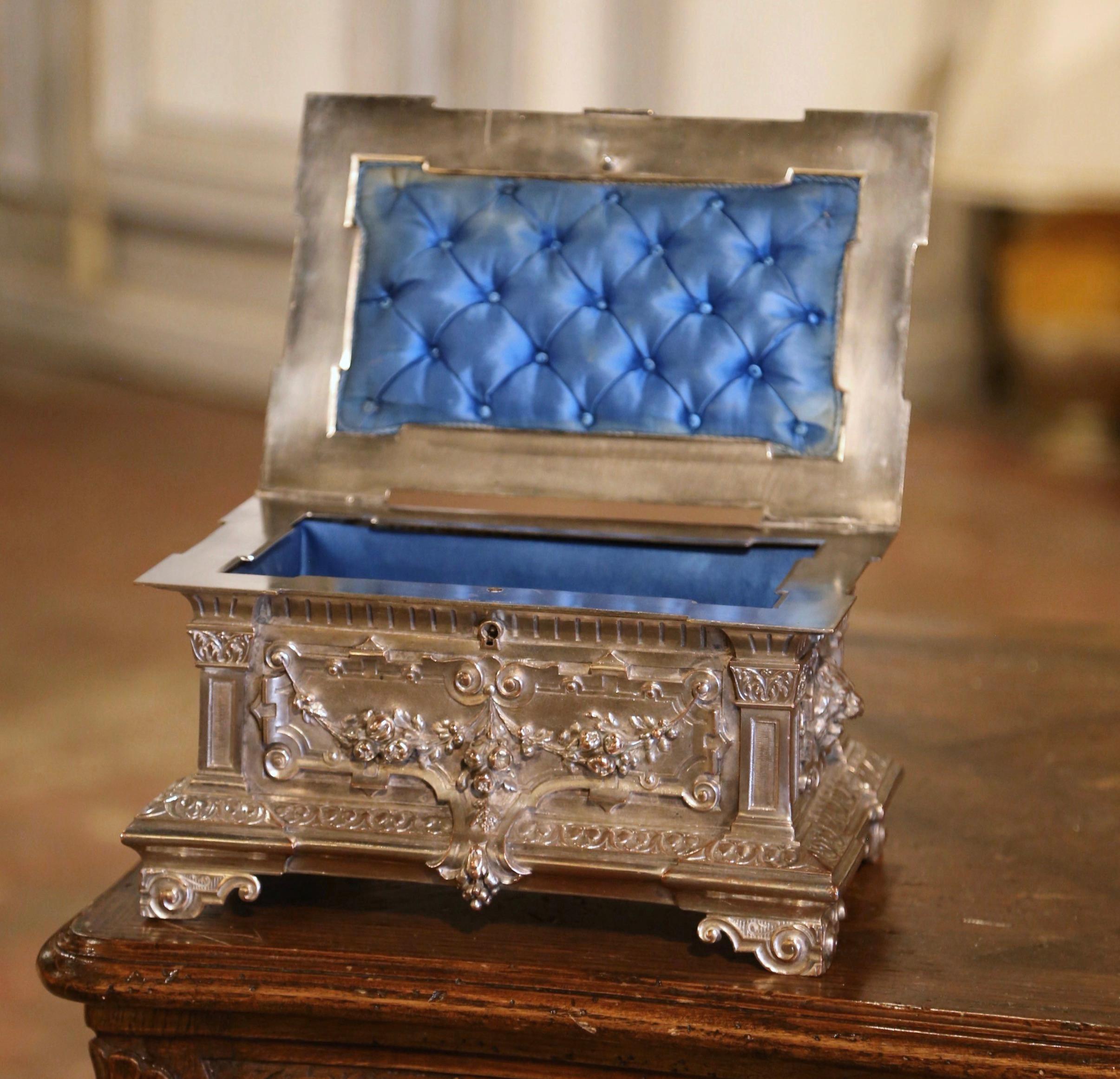 19th Century French Silver Plated over Bronze Jewelry Box with Repousse Motifs For Sale 2