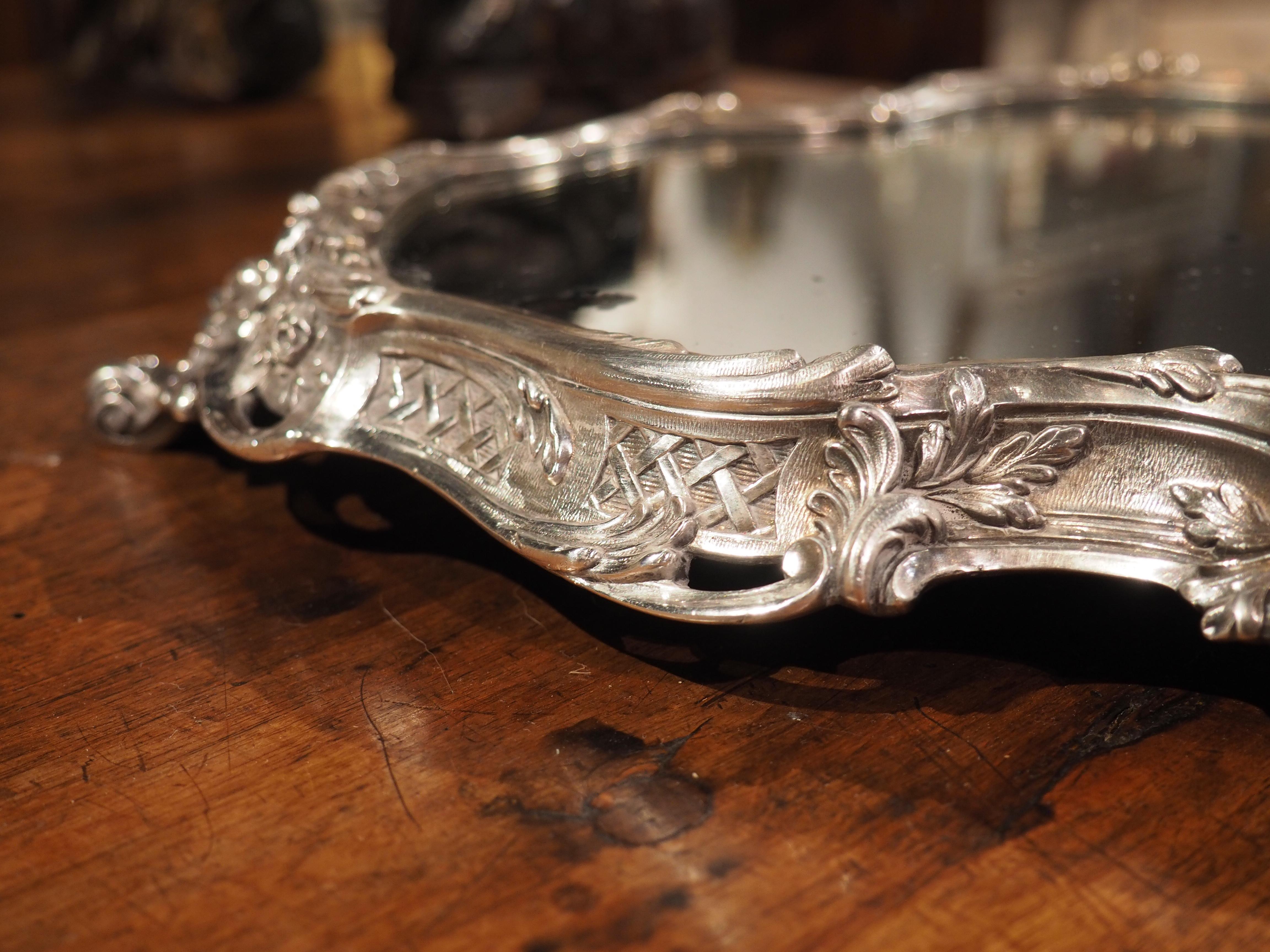 Surtout de table à deux pièces en bronze argenté du XIXe siècle Bon état - En vente à Dallas, TX