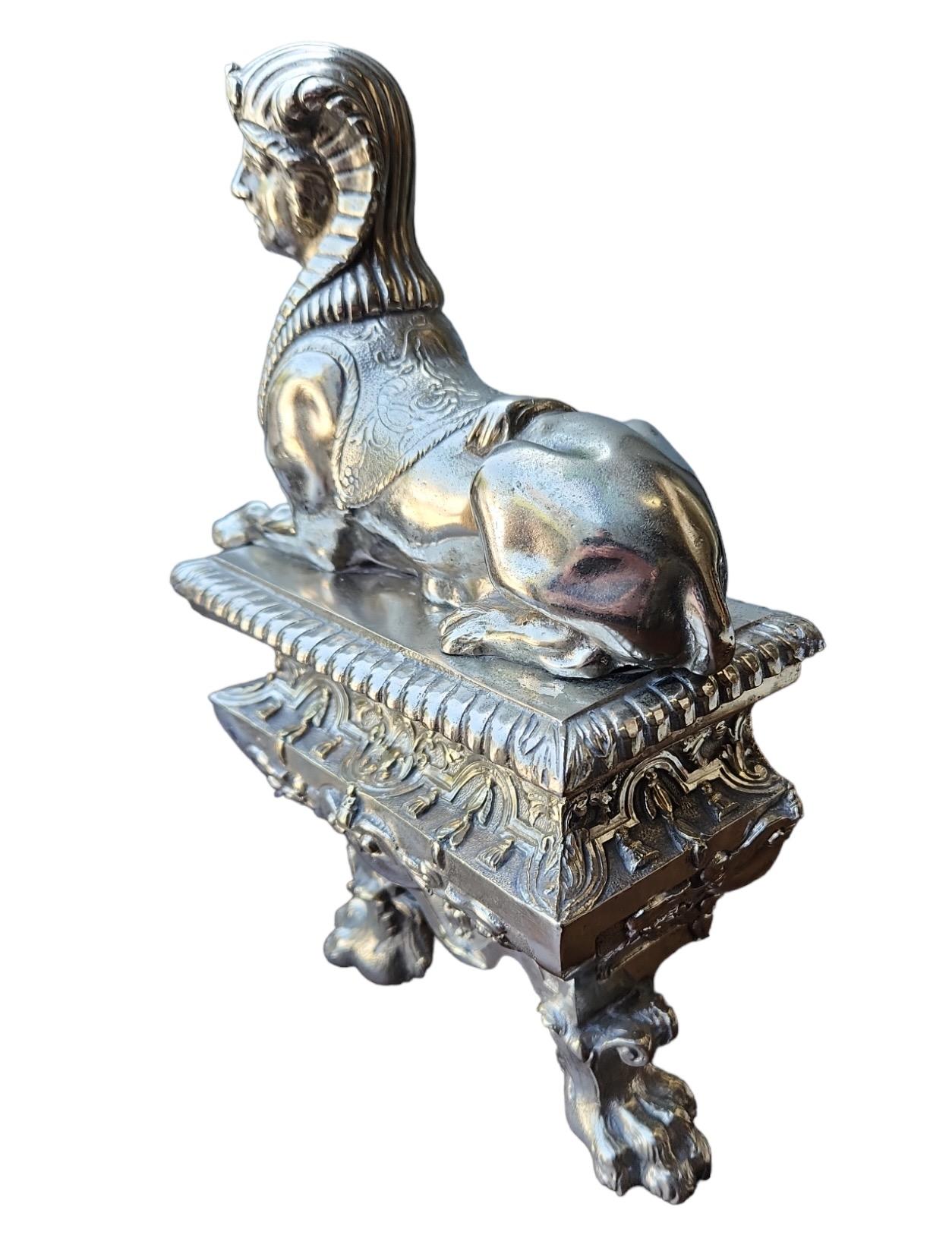 Néoclassique Channets en bronze argenté français du 19e siècle en vente