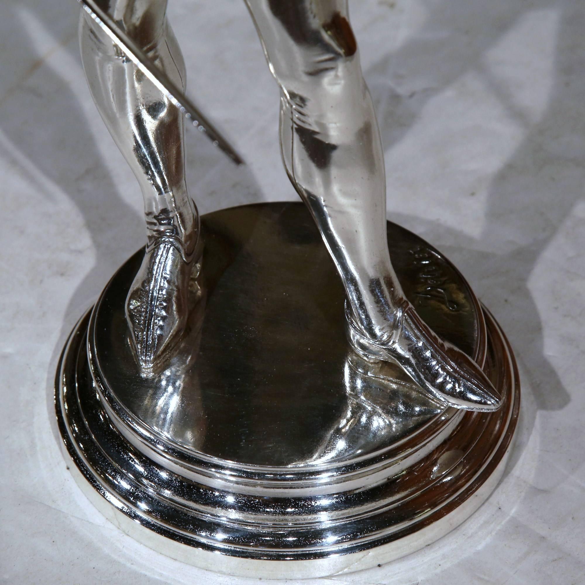 Sculpté à la main Le Duel, sculpture française du 19ème siècle en bronze argenté signée P.L. Detrier en vente