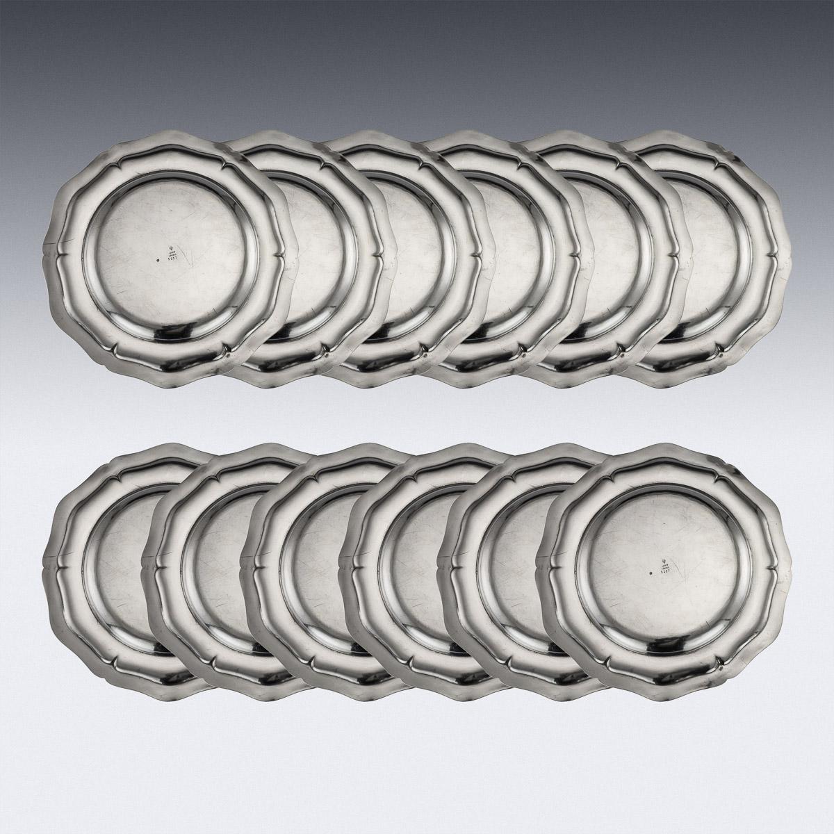 Antique 19th century French rare and important set of twelve solid silver dinner plates, each of shaped-circular form with ovolo borders. Engraved with the important Melzi family crest (Francesco Melzi, circa 1491-1568/70 was an Italian painter born
