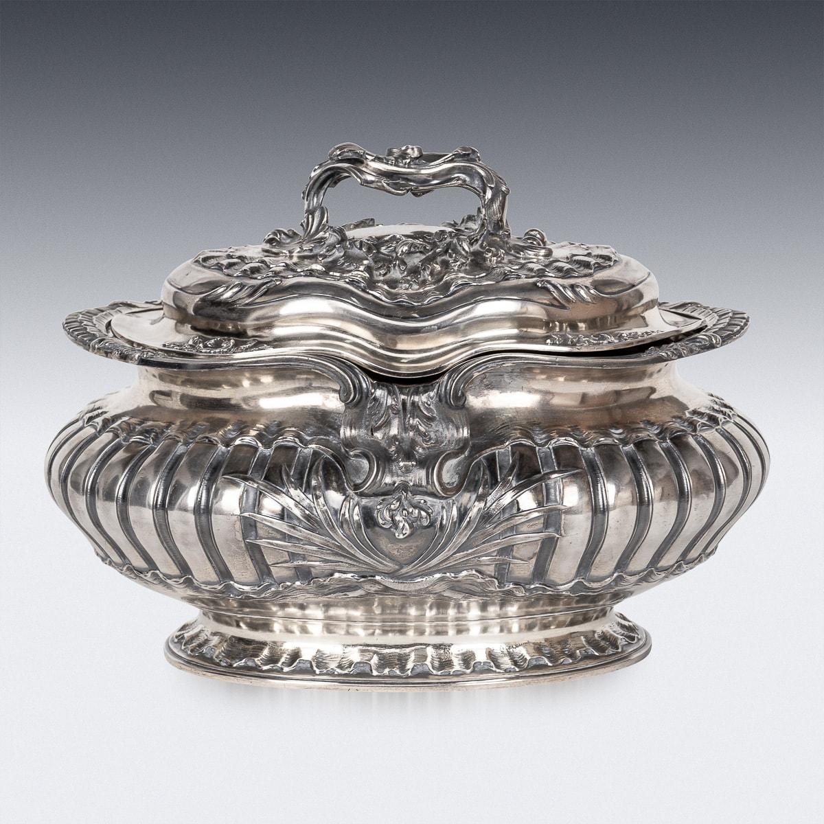 Late 19th Century 19th Century French Solid Silver Soup Tureen, Alphonse Debain, Paris c.1890 For Sale