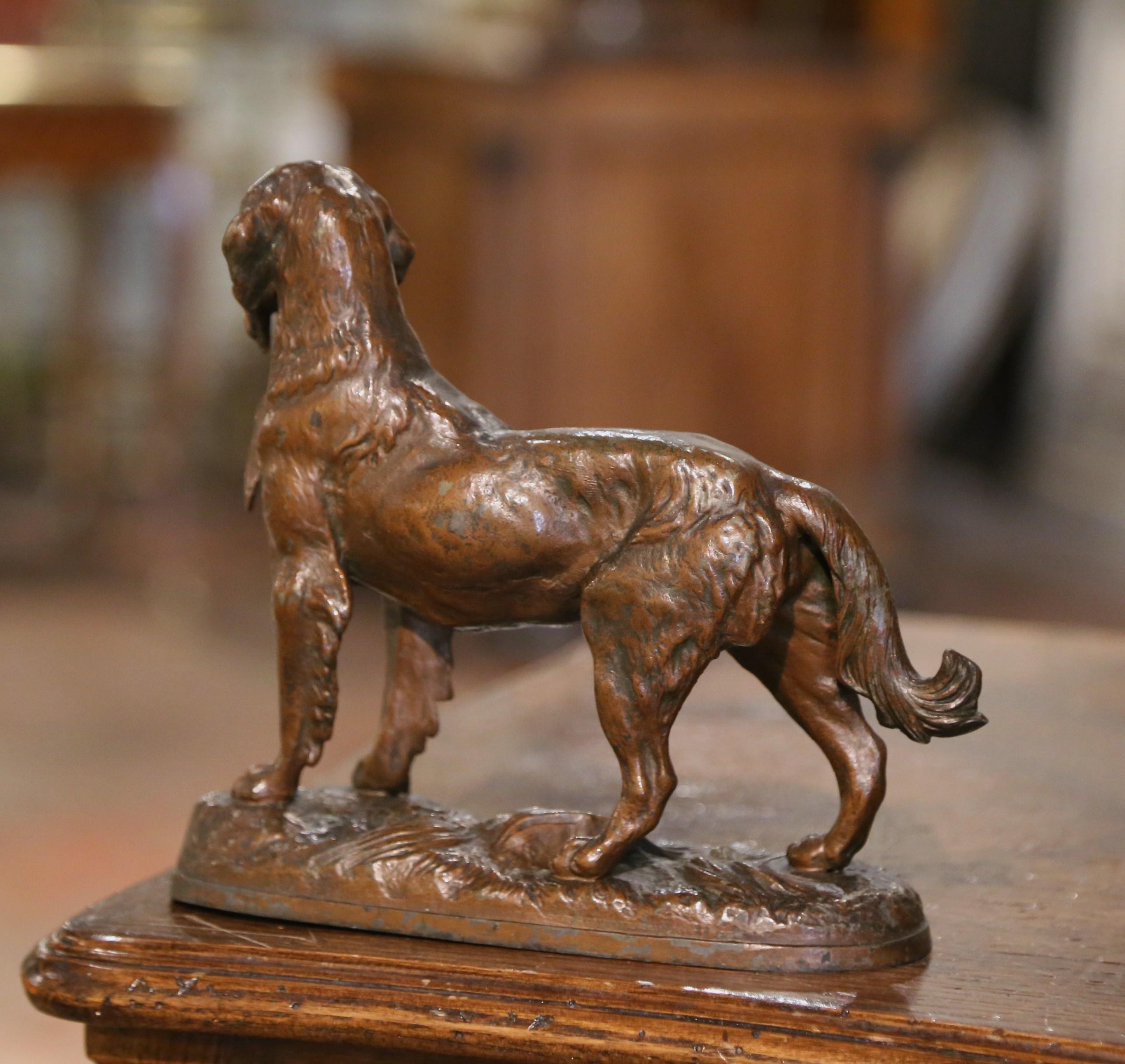 Zinco commerciale Composizione in spelta francese del XIX secolo con cane da caccia e uccello, stile J. Moigniez in vendita