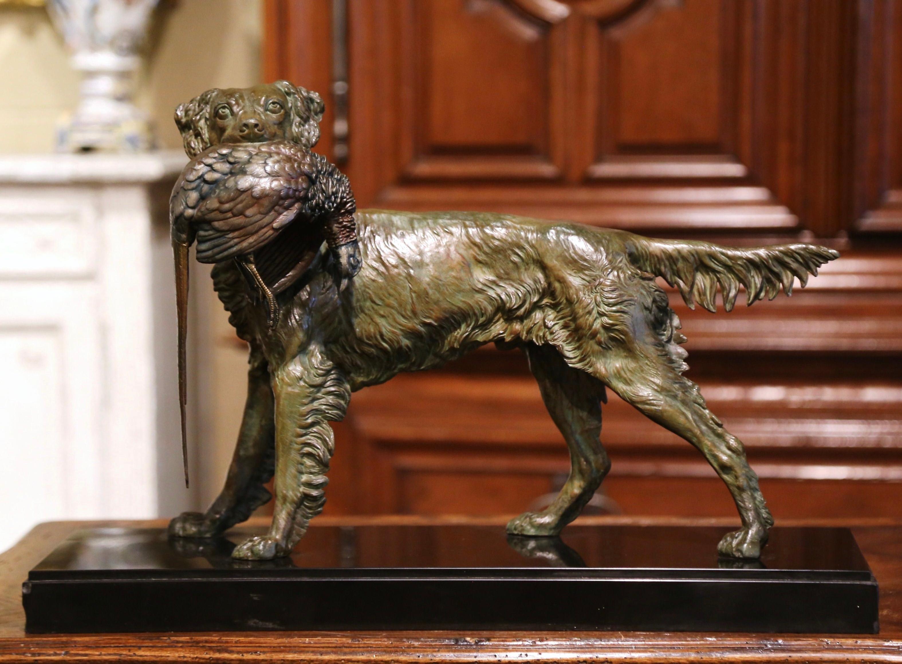 19th Century French Spelter Hunting Dog and Bird Signed Moigniez on Marble Base In Excellent Condition In Dallas, TX