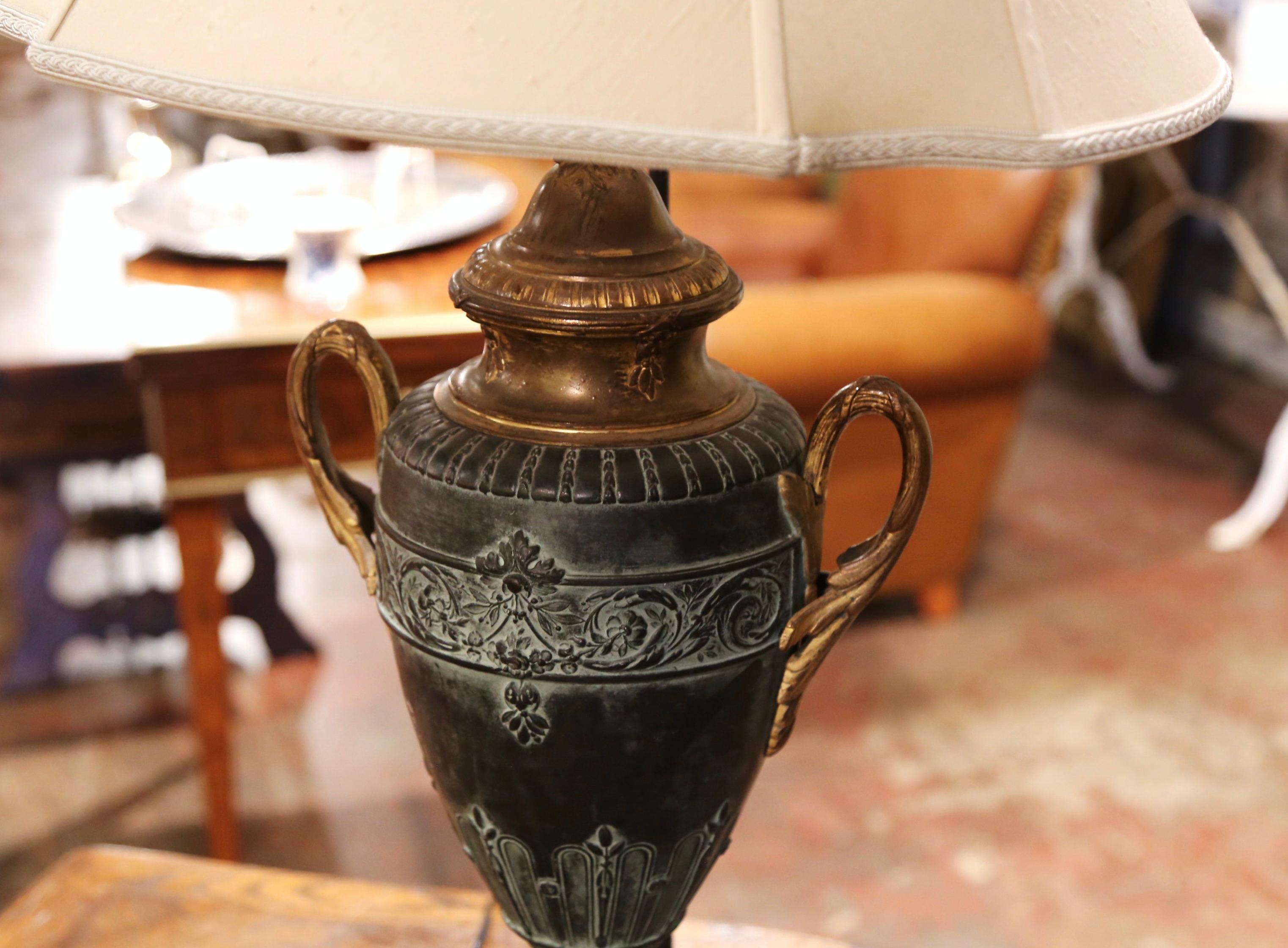 19th Century French Spelter Urn-Form on Marble Base Table Lamp For Sale 1