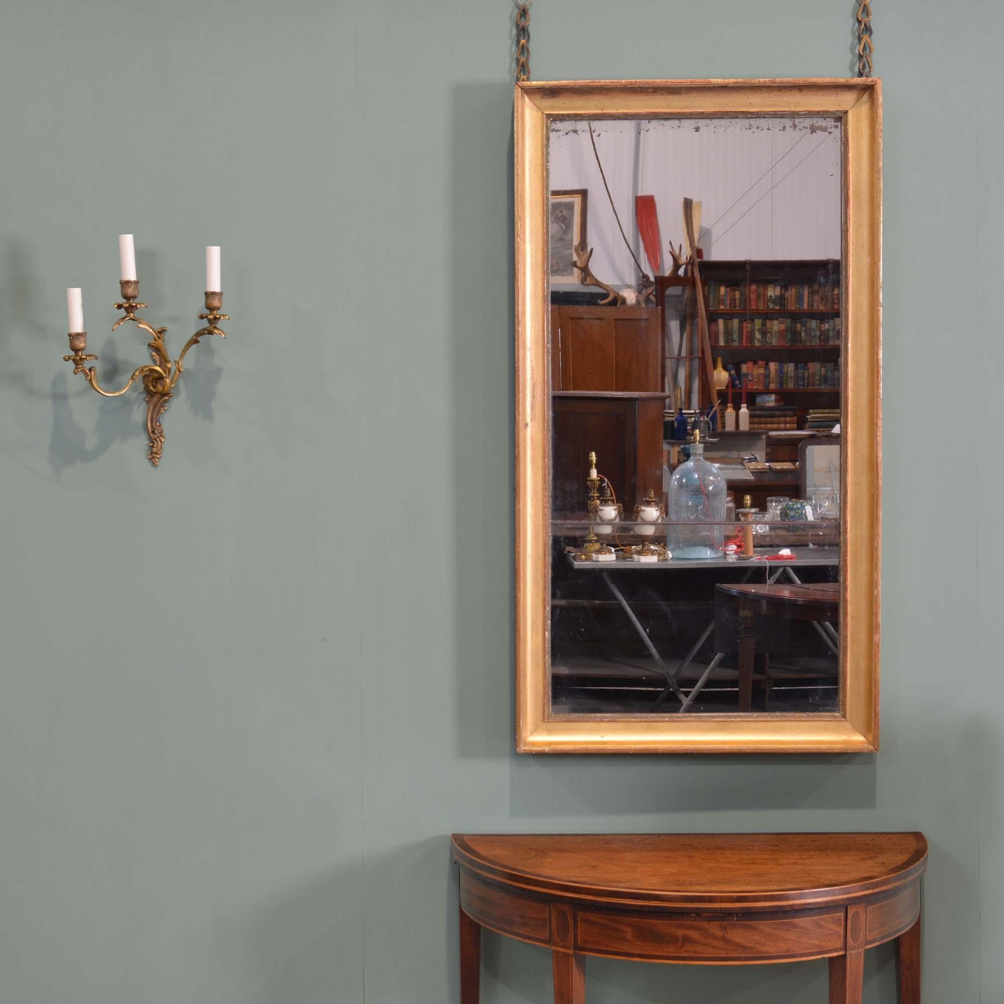 Francese Specchio francese del XIX secolo in legno dorato con lastra spaccata in vendita